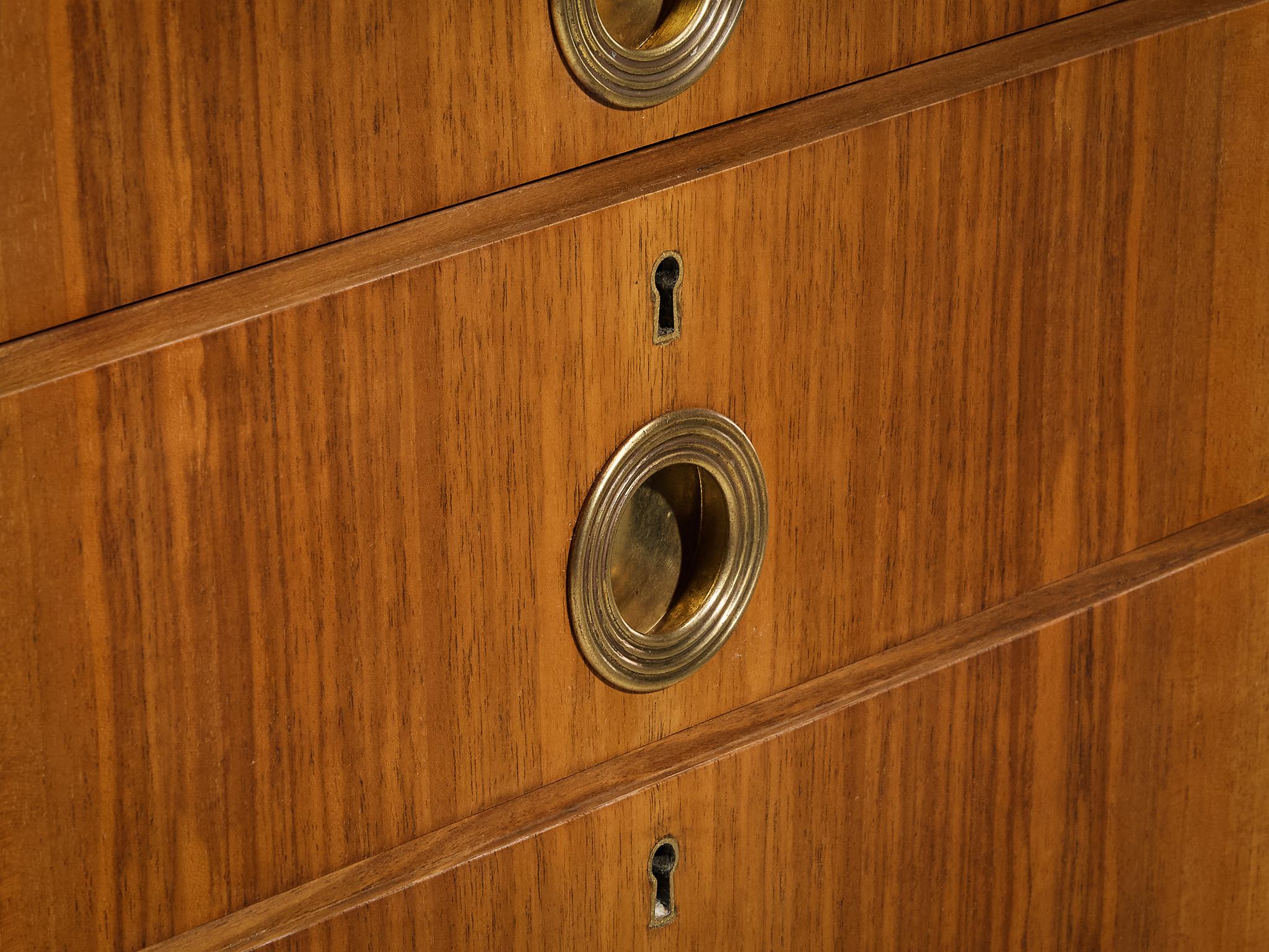 Scrivania italiana moderna del Mid-Century degli anni '50 in noce e ottone in vendita 4