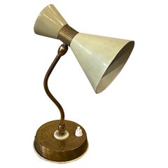 1950s Mid-Century Modern Italian Desk Lamp in the Manner of Stilnovo