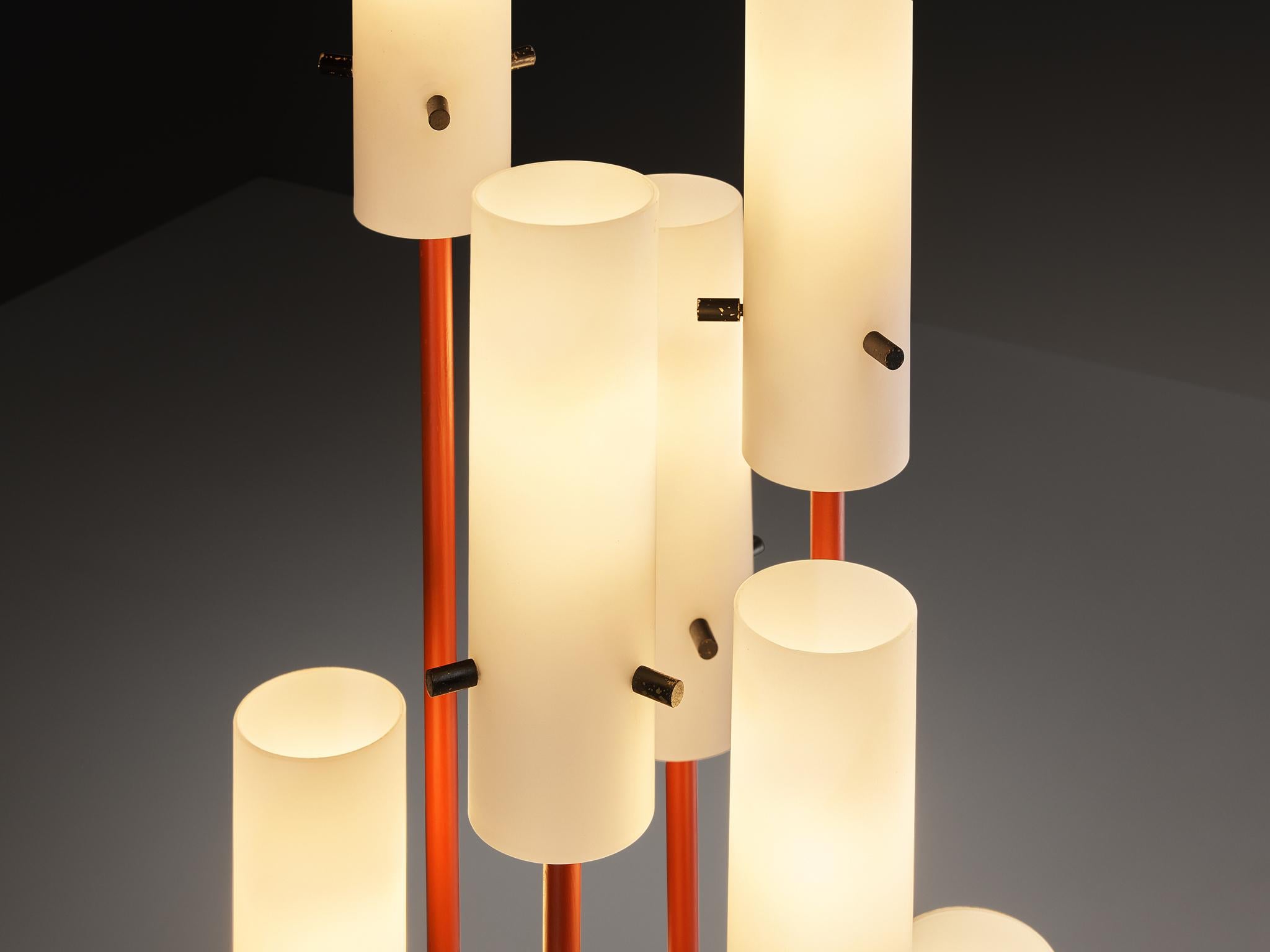 Lampada da terra italiana del Mid-Century Modern del 1950 con tavolino integrato in teak in vendita 2
