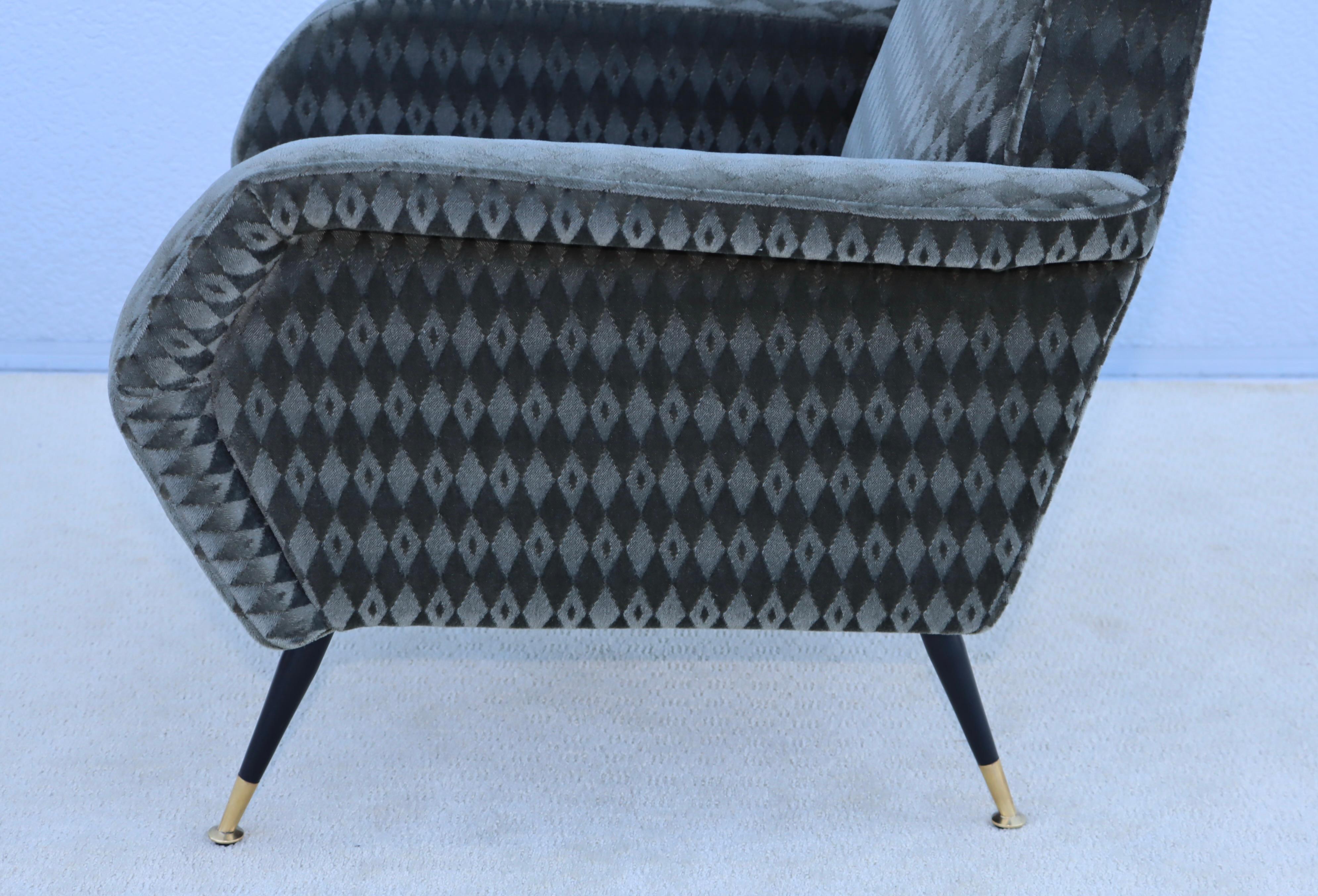1950's Mid-Century Modern Italian Lounge Chairs With Donghia Mohair Upholstery For Sale 15