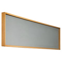 Specchio italiano del 1950 di metà secolo moderno con cornice in acero