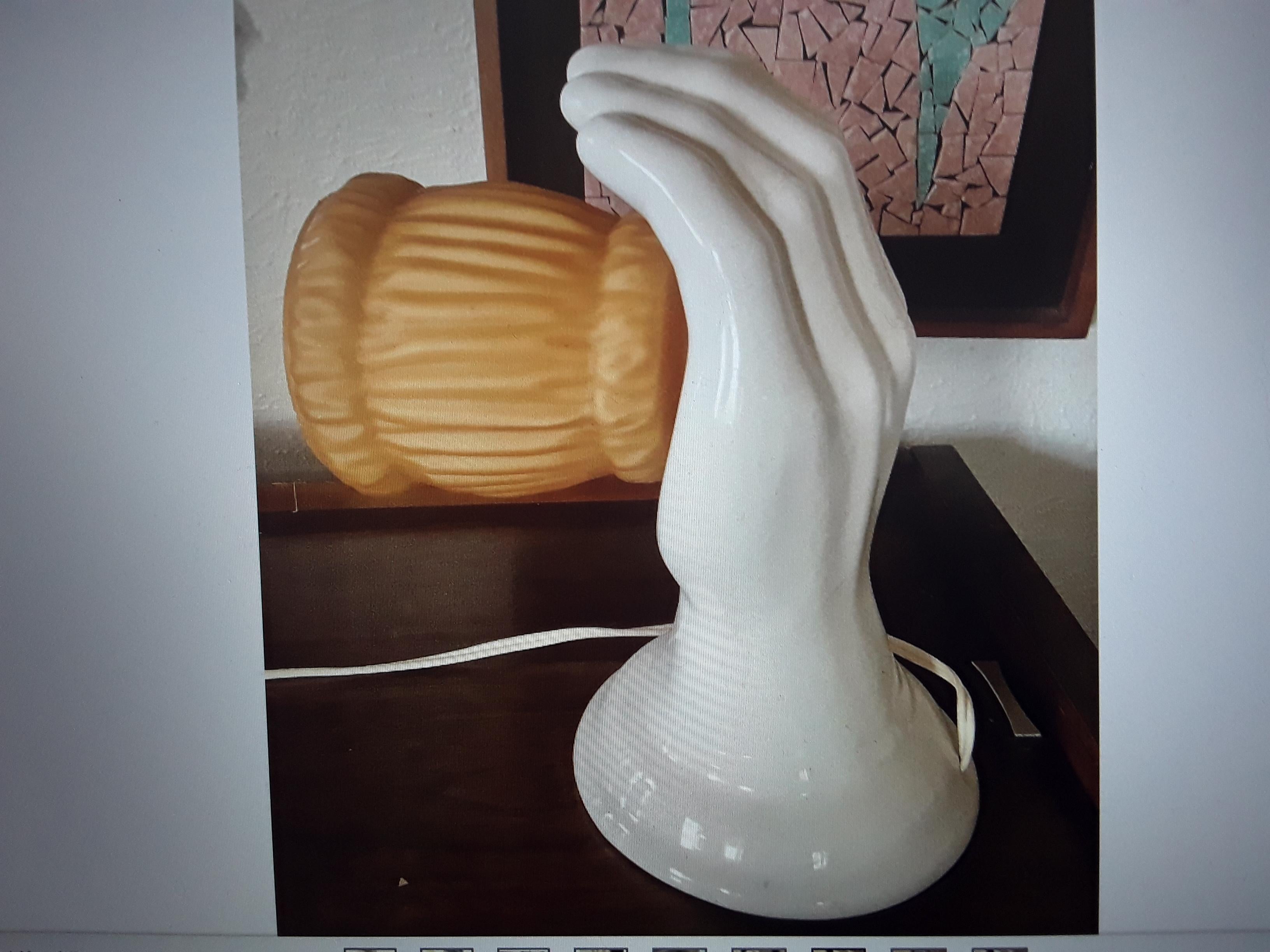 American 1950's Mid Century Modern Large White Outstreched Glazed Ceramic Hand w/ Shades For Sale