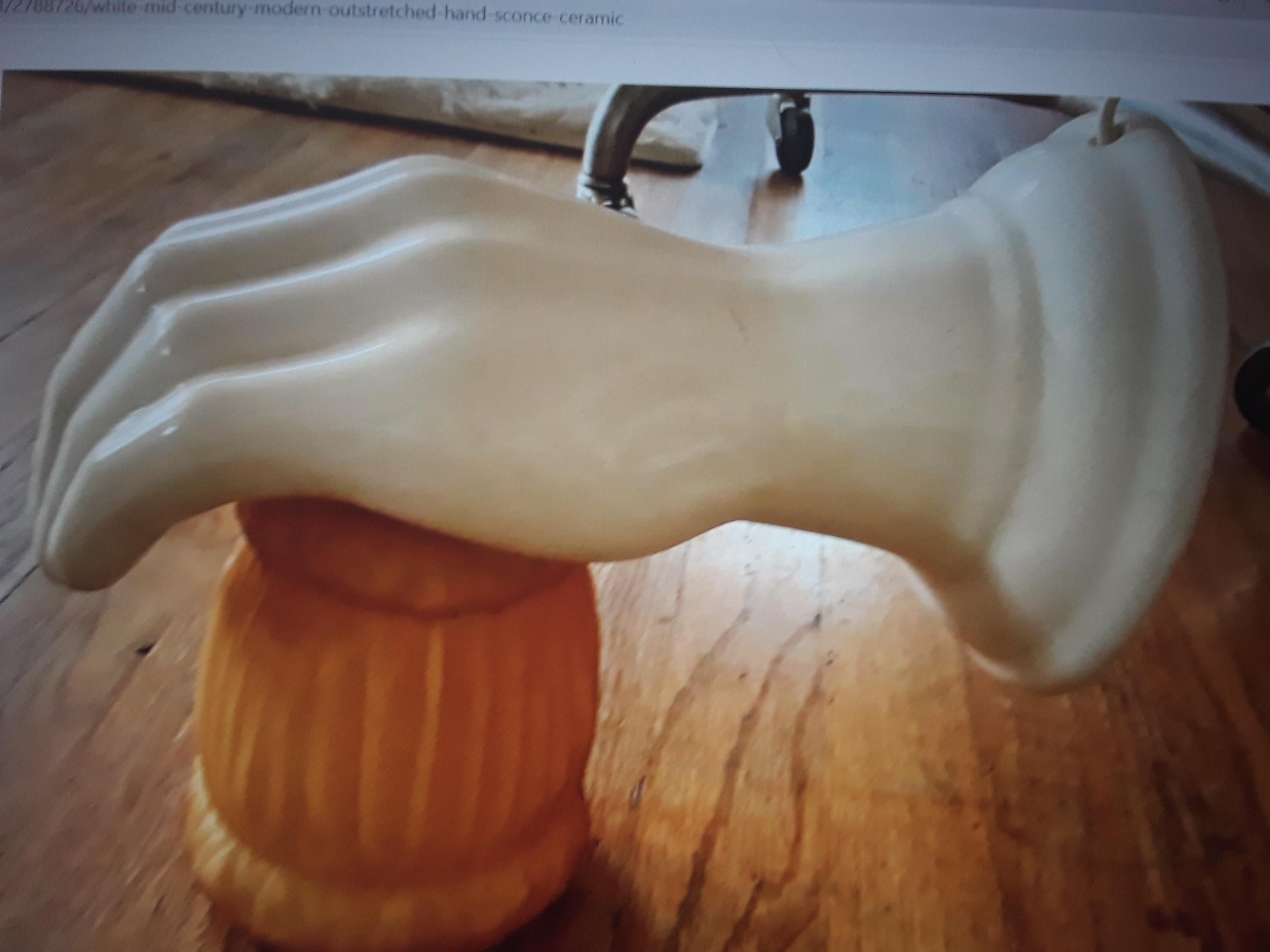 1950's Mid Century Modern Large White Outstreched Glazed Ceramic Hand w/ Shades For Sale 2