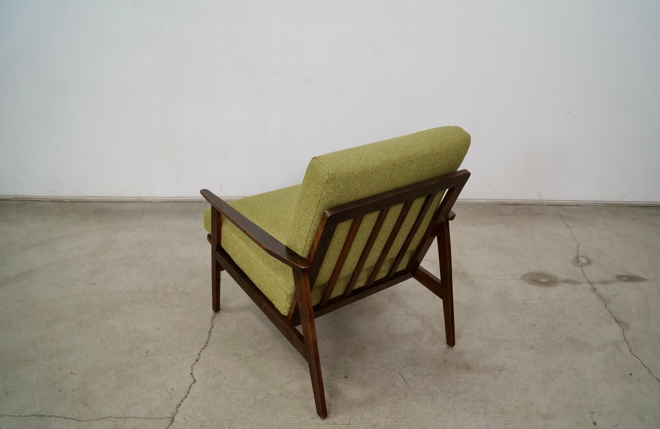 Fauteuil de salon mi-siècle moderne des années 1950 en vente 3