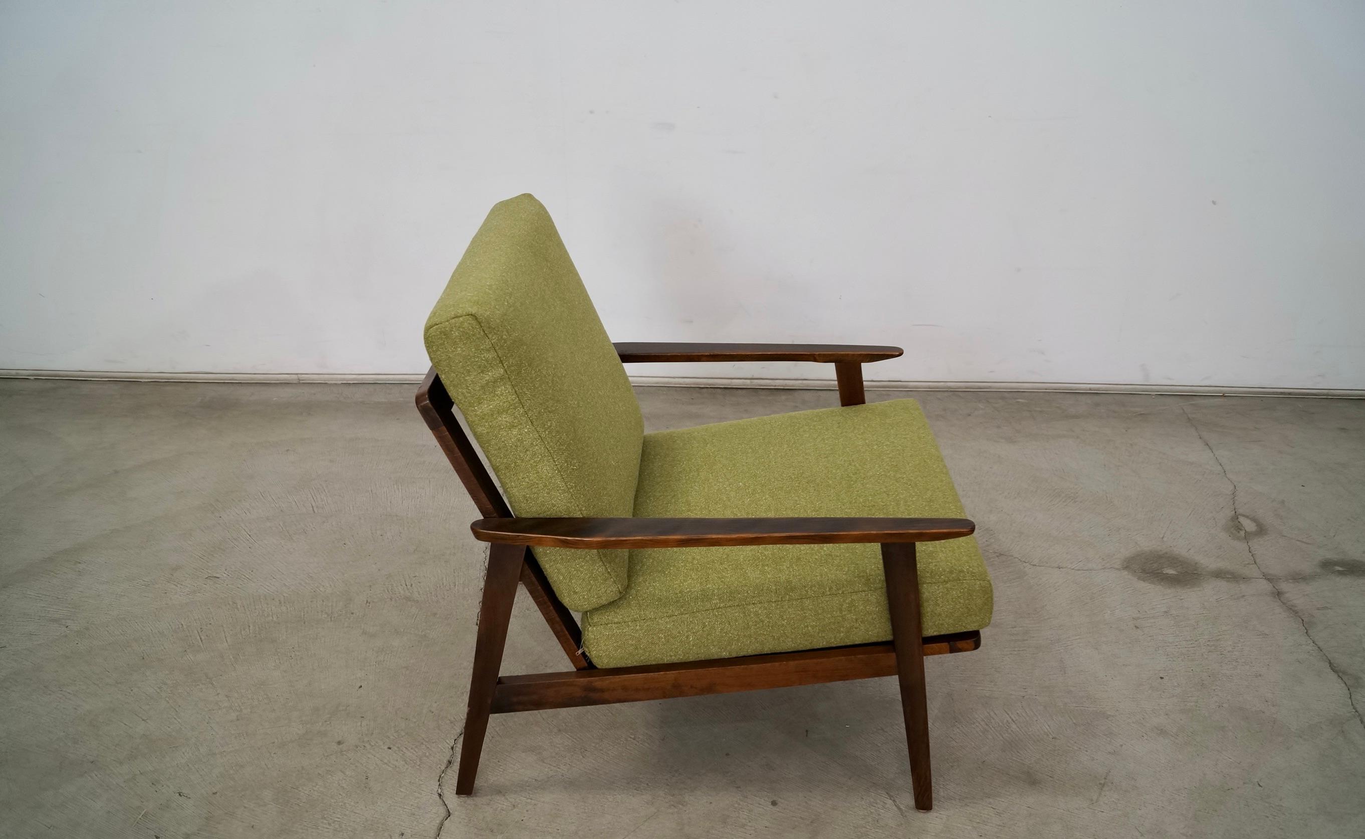 Fauteuil de salon mi-siècle moderne des années 1950 en vente 7