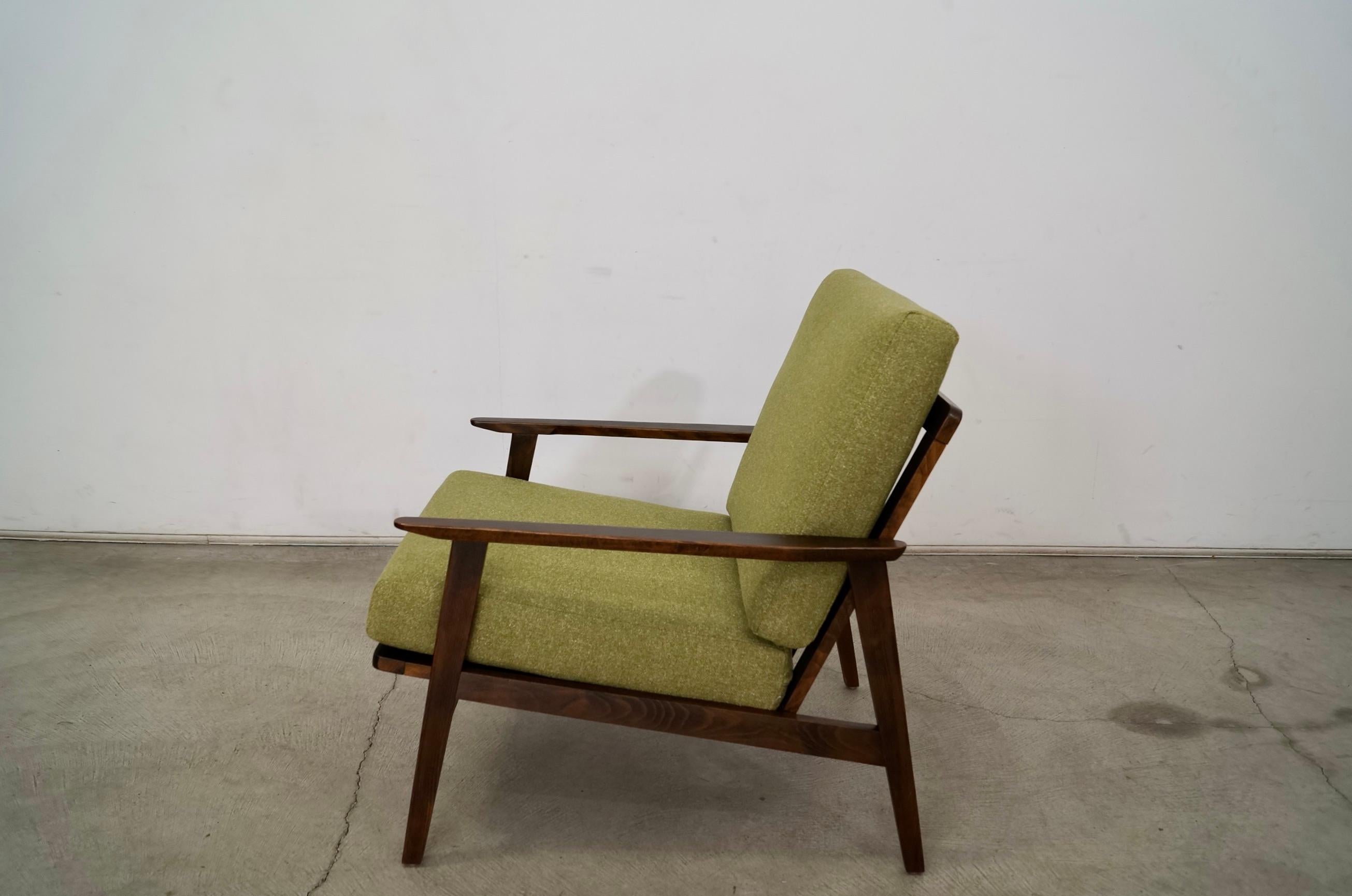 Tissu Fauteuil de salon mi-siècle moderne des années 1950 en vente
