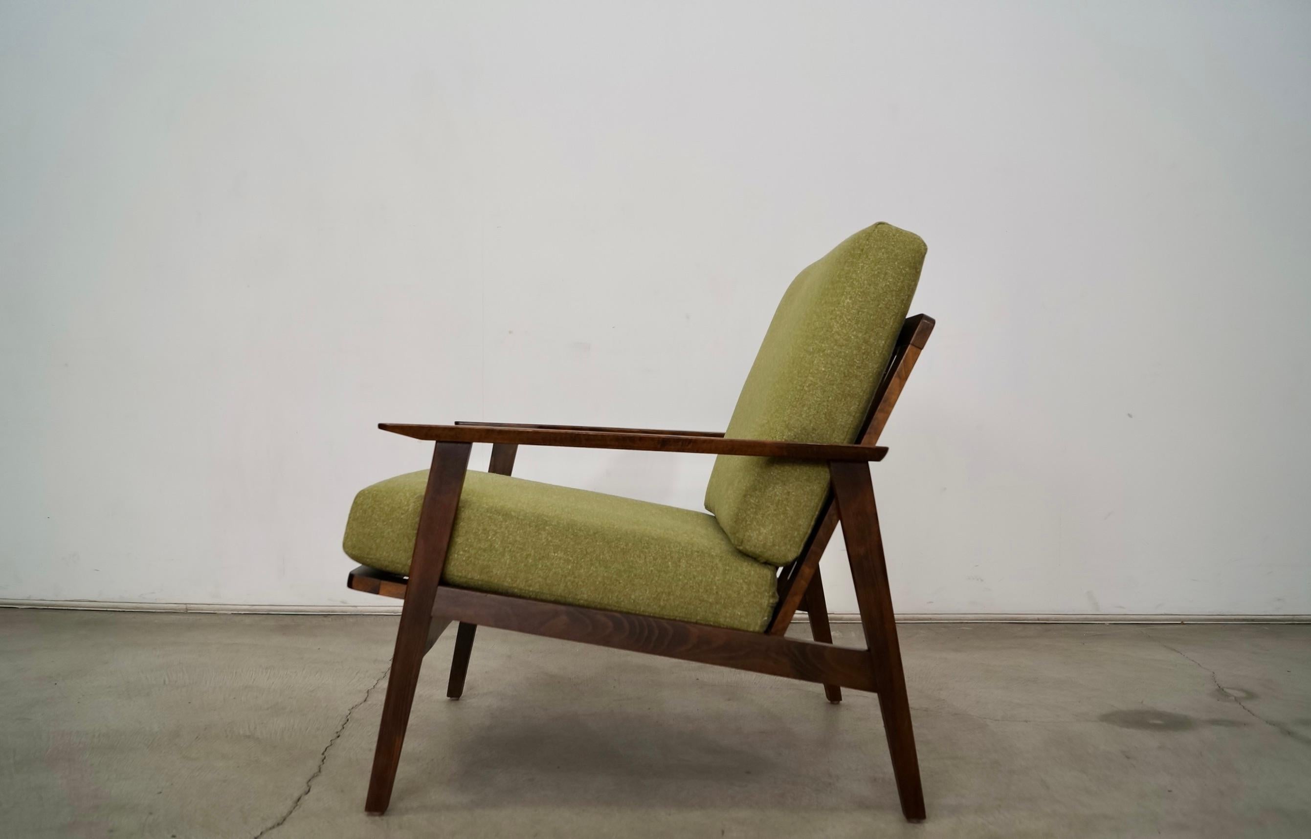 Fauteuil de salon mi-siècle moderne des années 1950 en vente 1