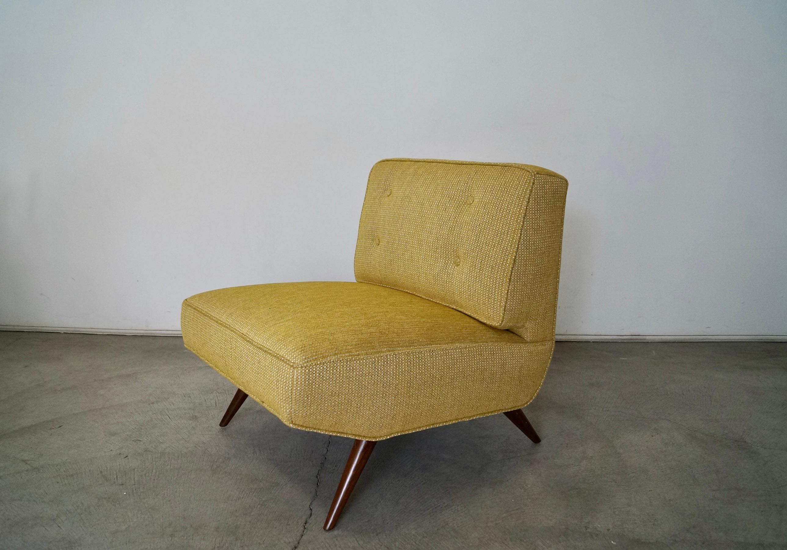 Textile 1950s Mid-Century Modern Lounge Chair For Sale