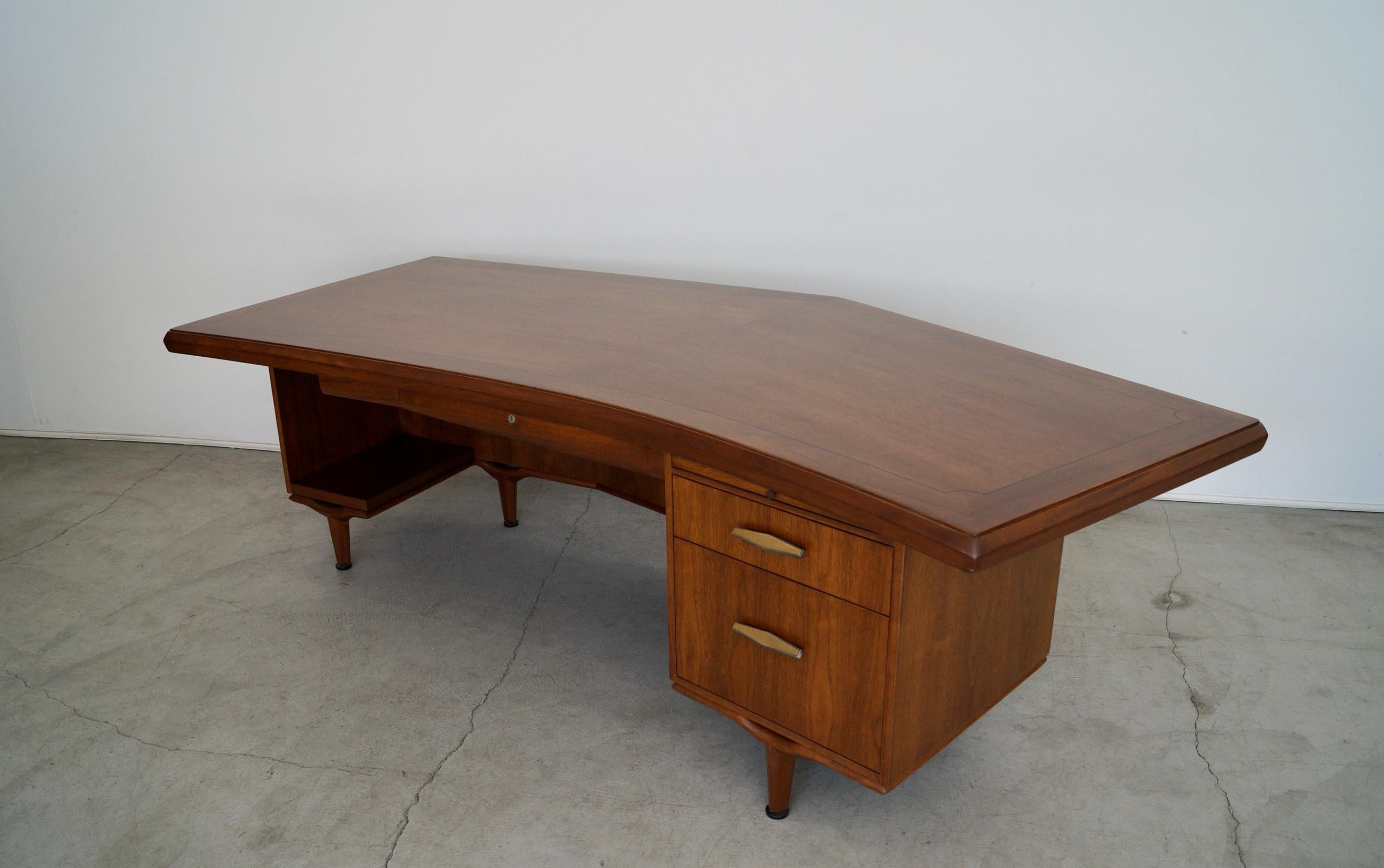 Stained 1950's Mid-Century Modern Monteverdi Young Executive Boomerang Desk