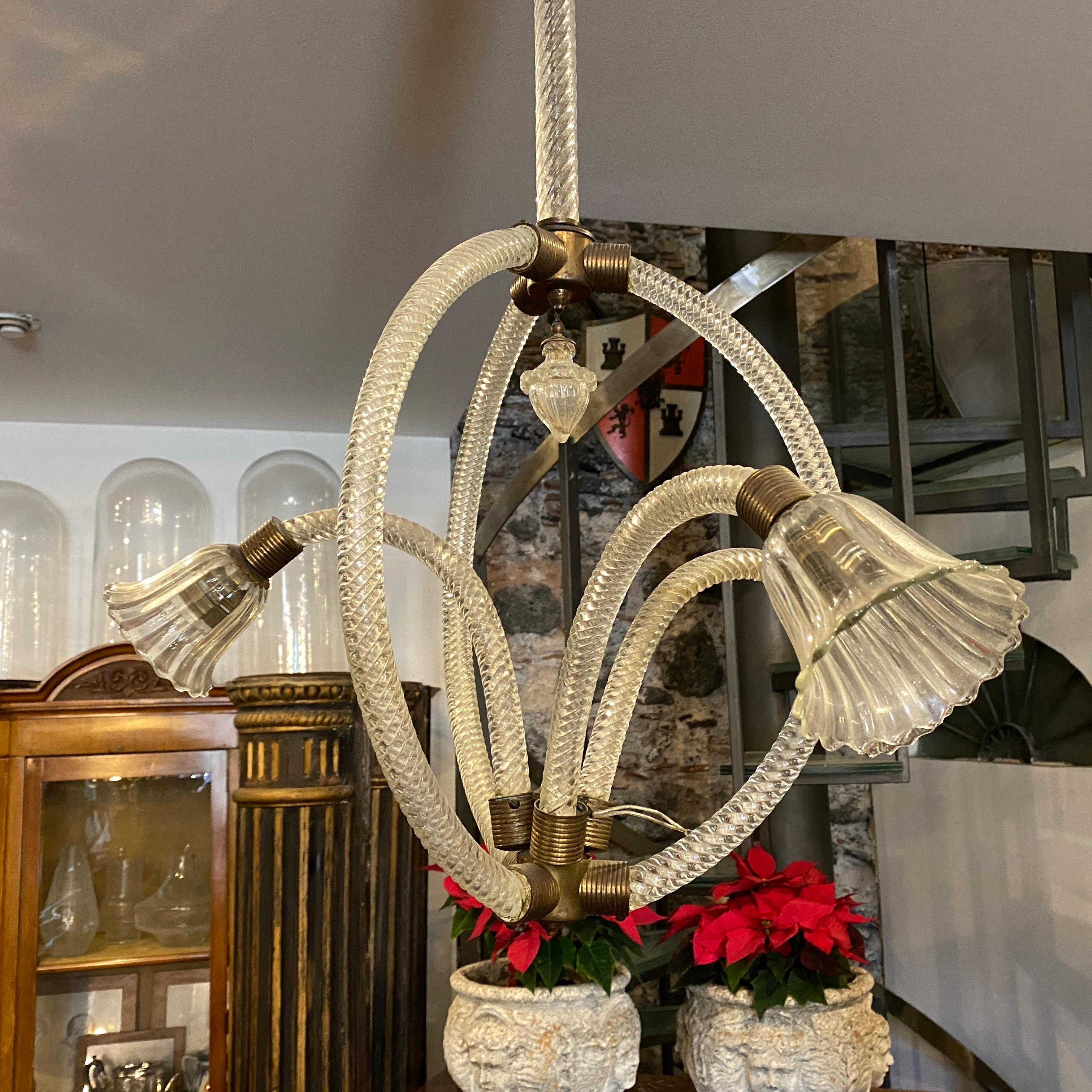 Italian 1950s Mid-Century Modern Murano Glass and Brass Chandelier by Barovier For Sale