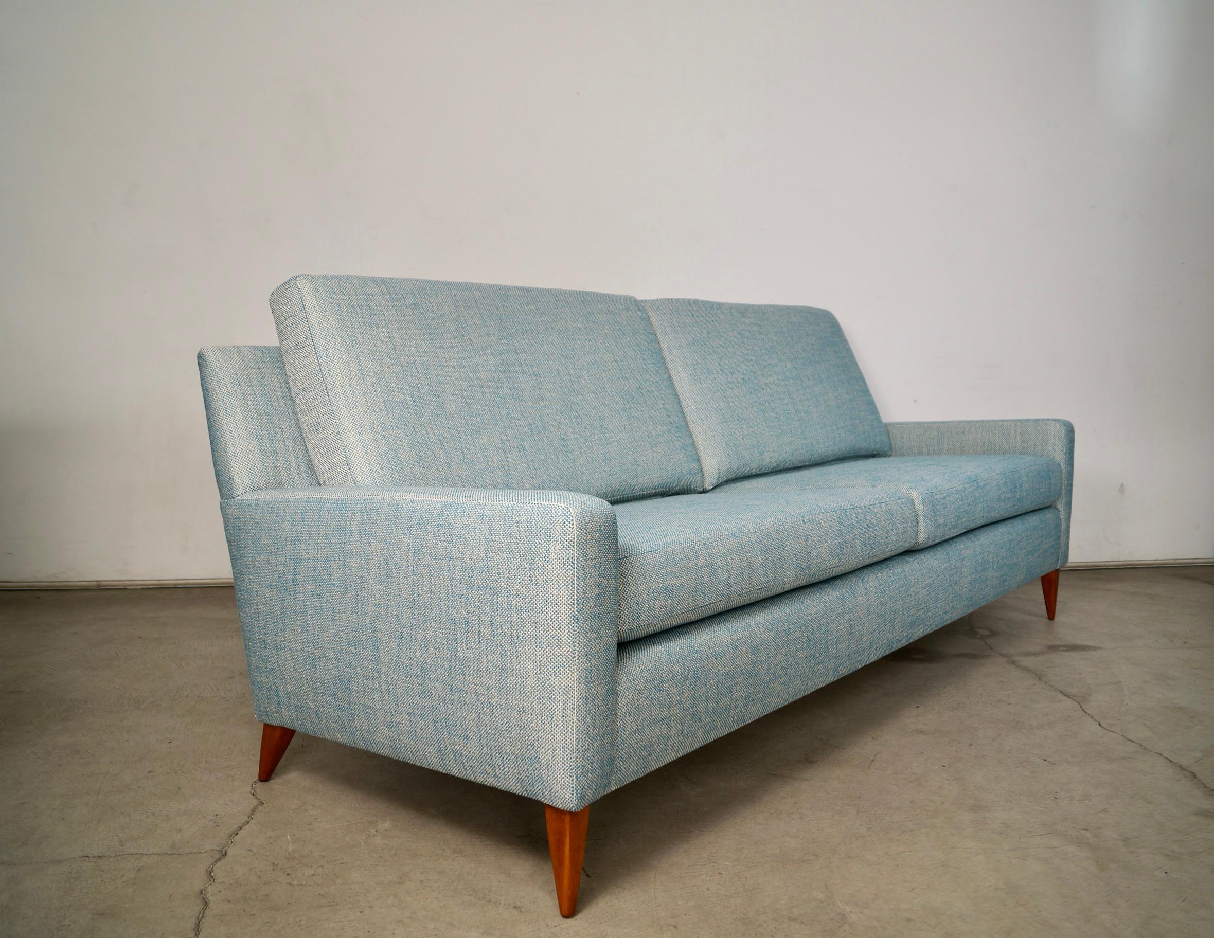1950's Mid-Century Modern Paul McCobb Planner Group Sofa en vente 8