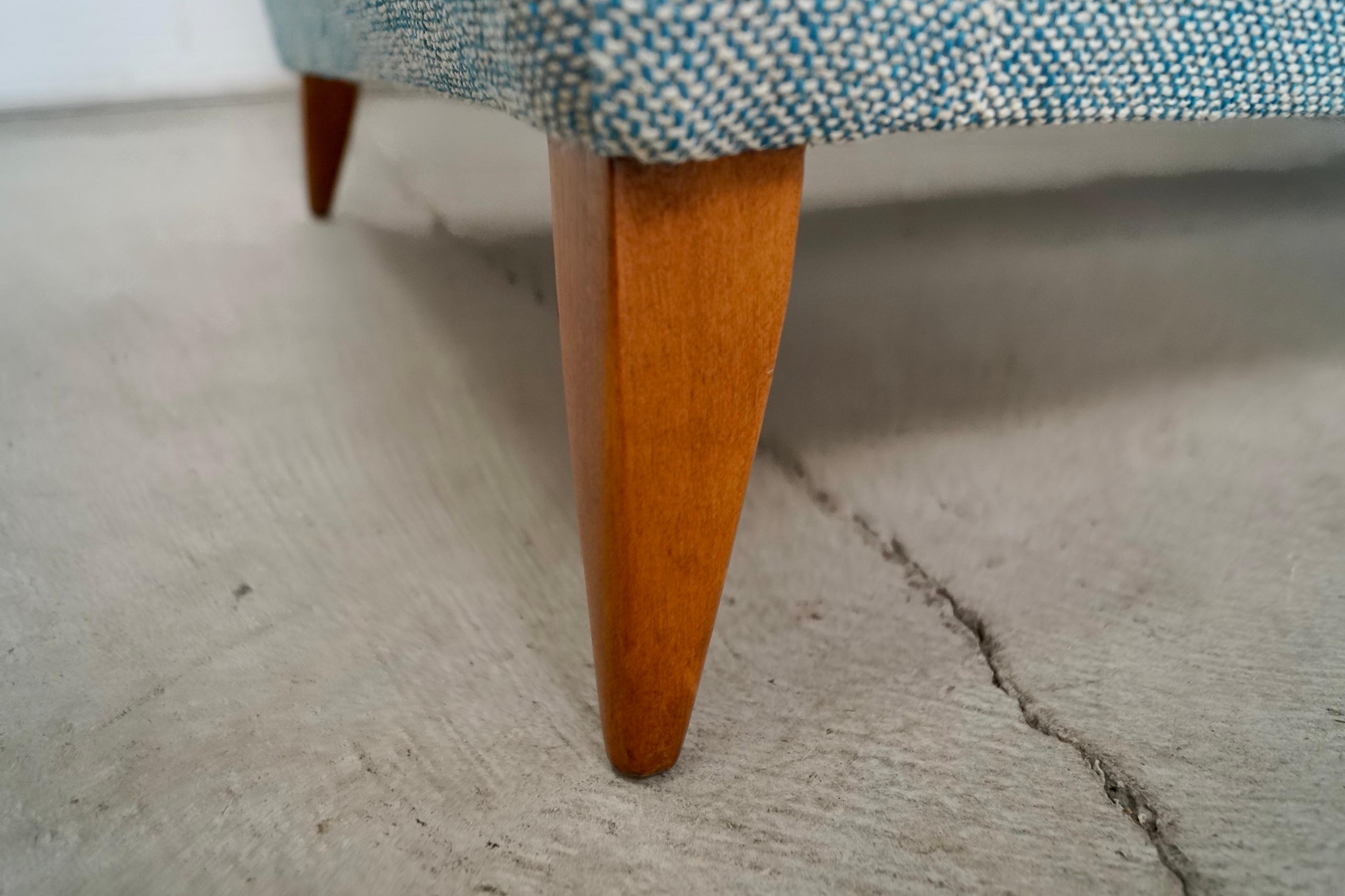 1950's Mid-Century Modern Paul McCobb Planner Group Sofa en vente 14