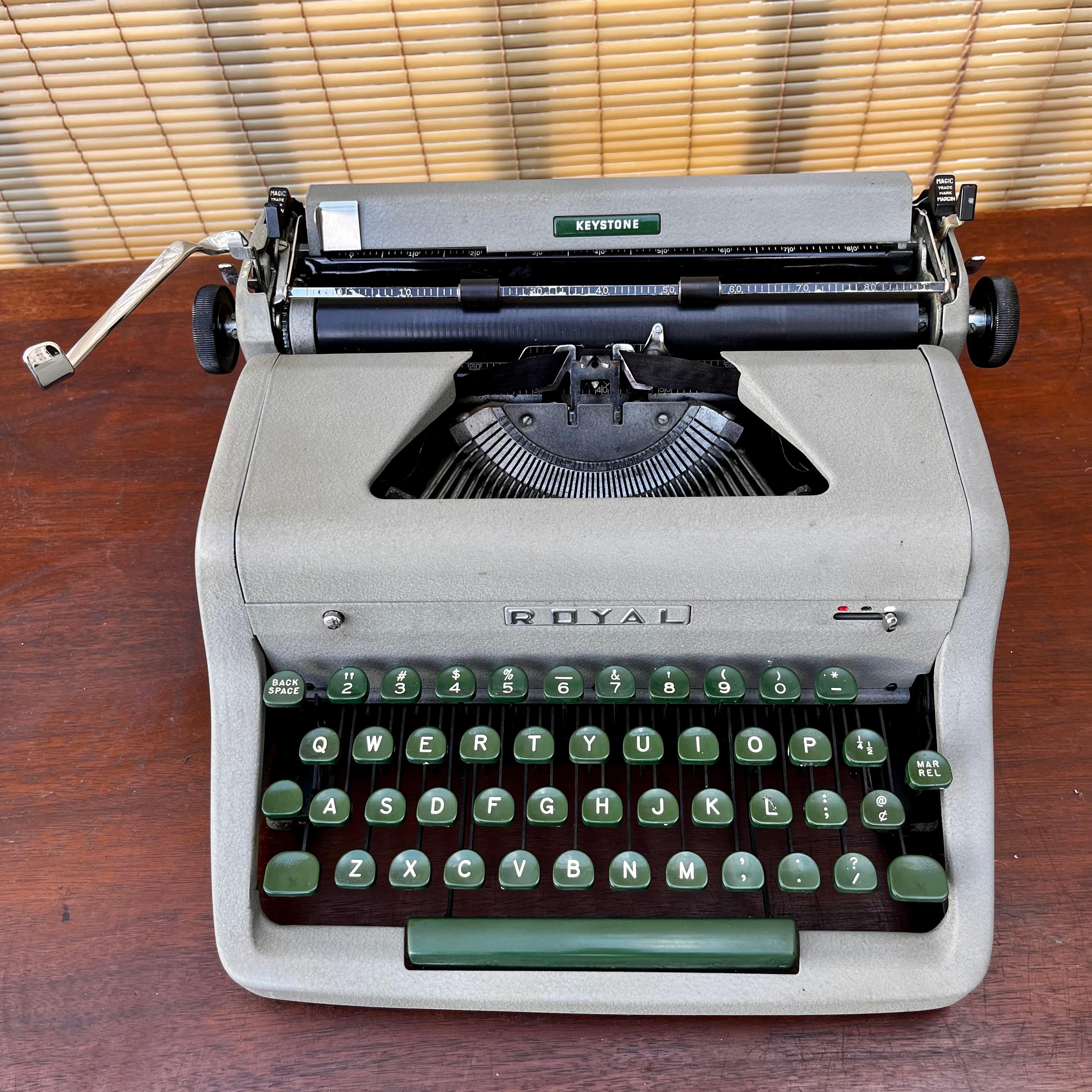 Metal 1950s Mid-Century Modern Royal Keystone Portable Typewriter with Case