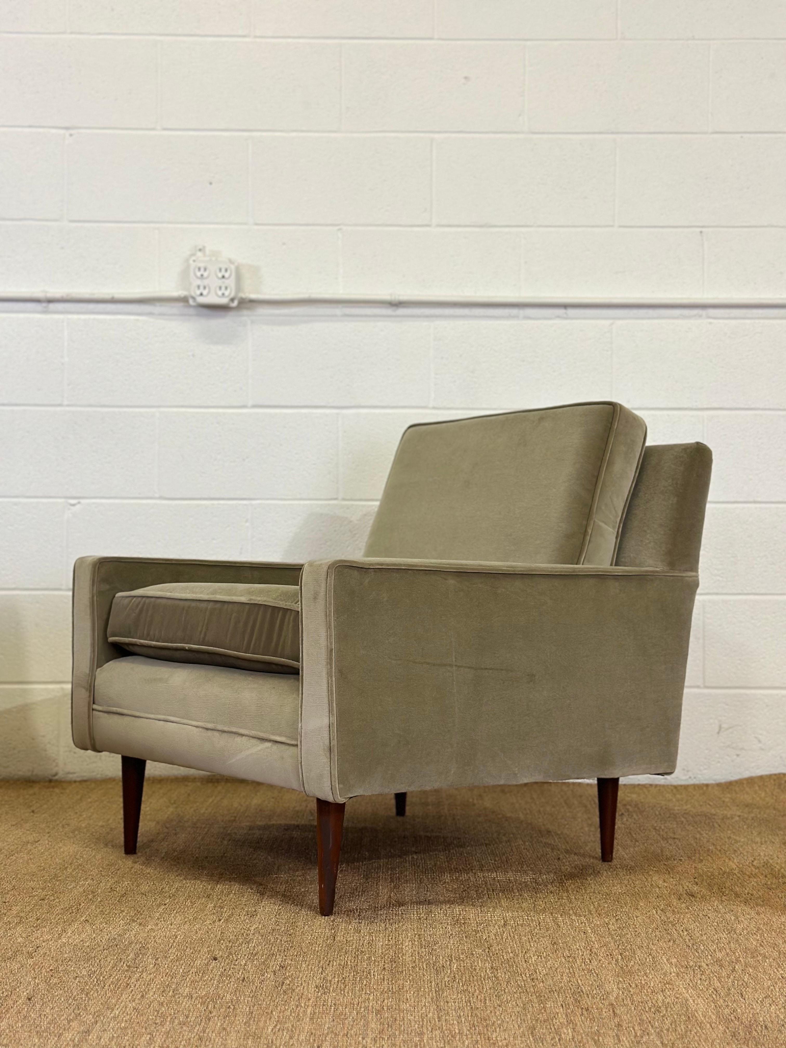 Paire de fauteuils de salon The Modernity Sage des années 1950  en vente 1