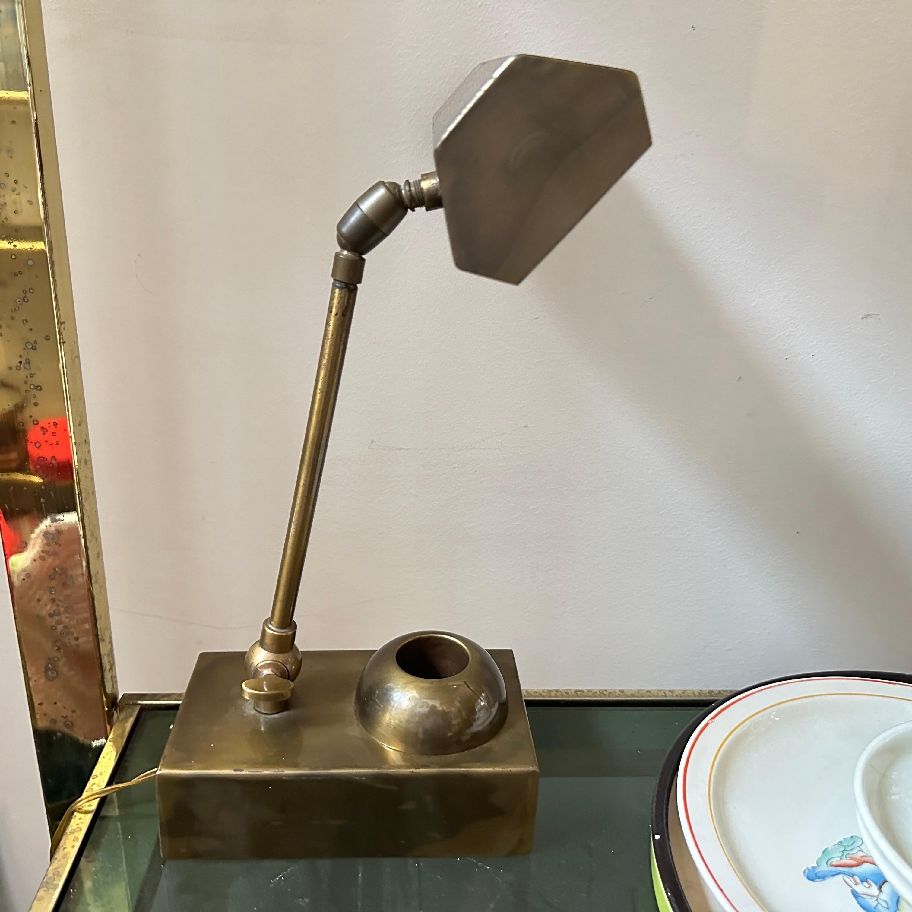 1950s Mid-Century Modern Massiv Messing Italienisch Schreibtischlampe im Angebot 9