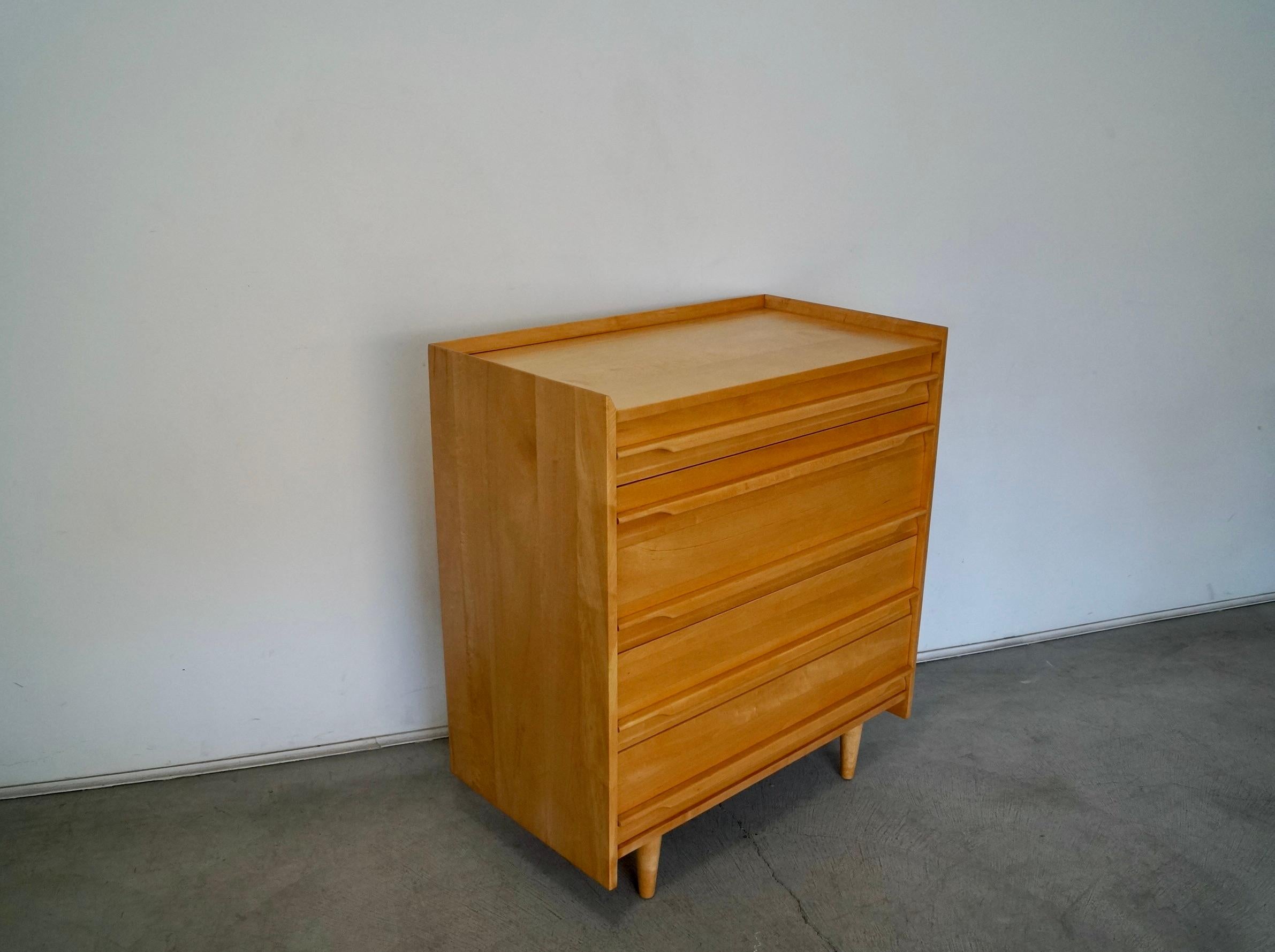 1950's Mid-Century Modern Solid Maple Dresser by Crawford For Sale 5
