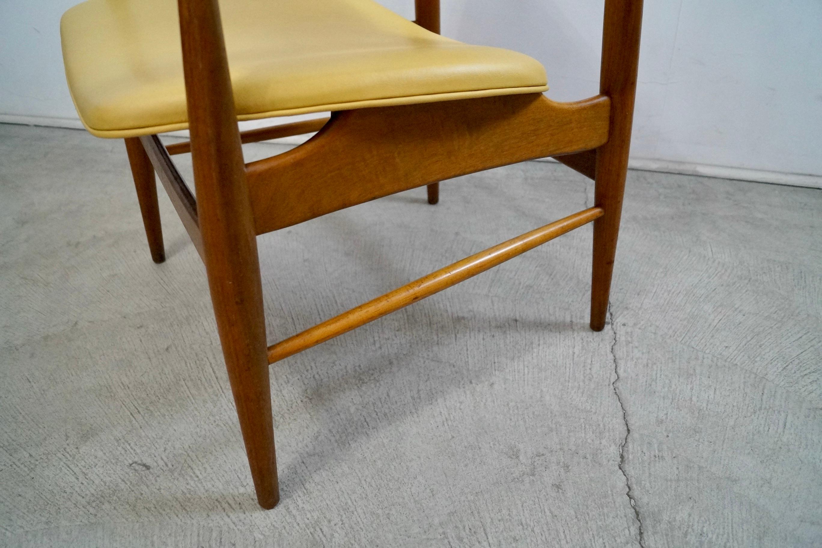 1950's Mid-Century Modern Walnut Armchair by Thonet For Sale 11