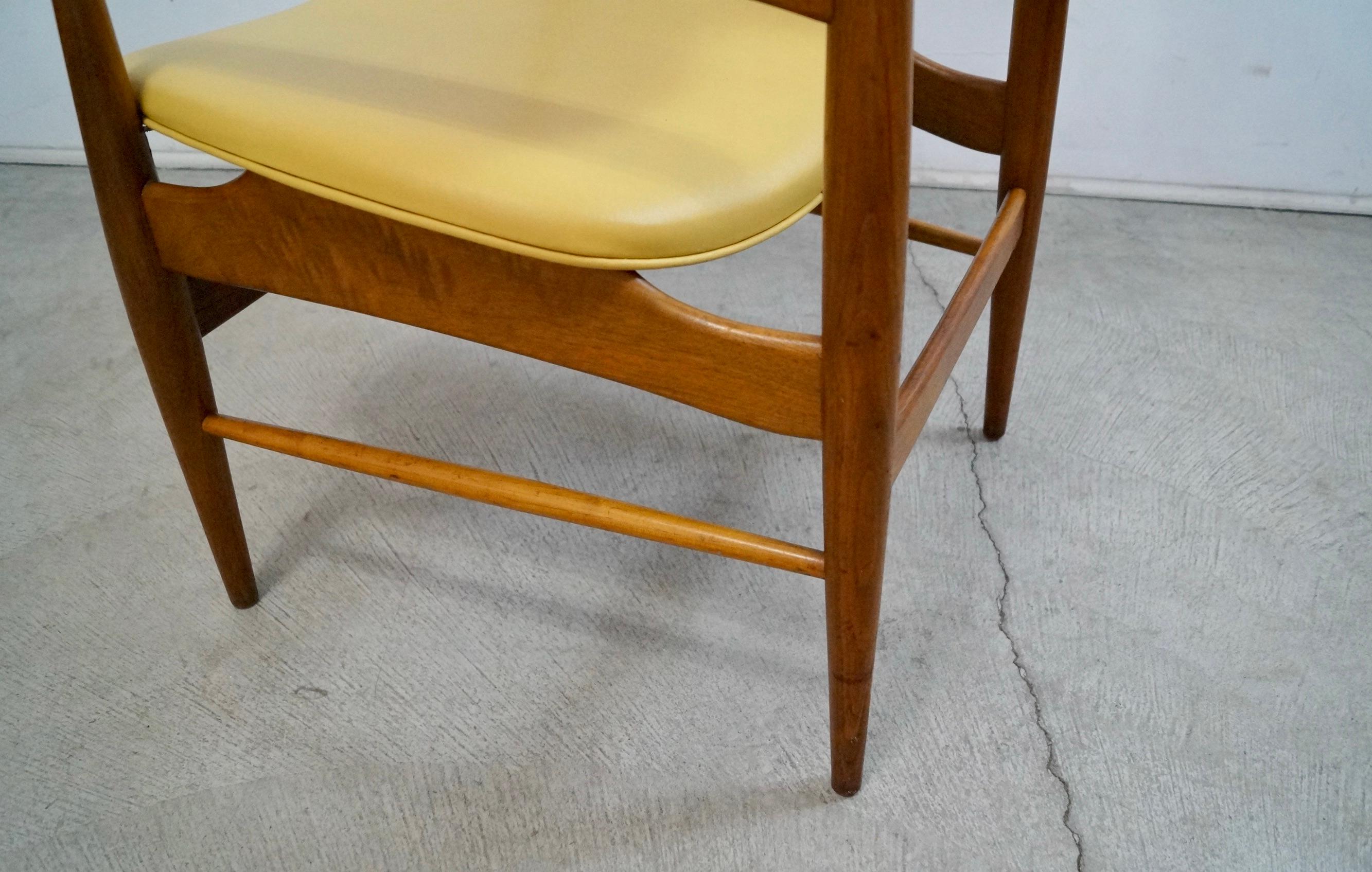 1950's Mid-Century Modern Walnut Armchair by Thonet For Sale 13