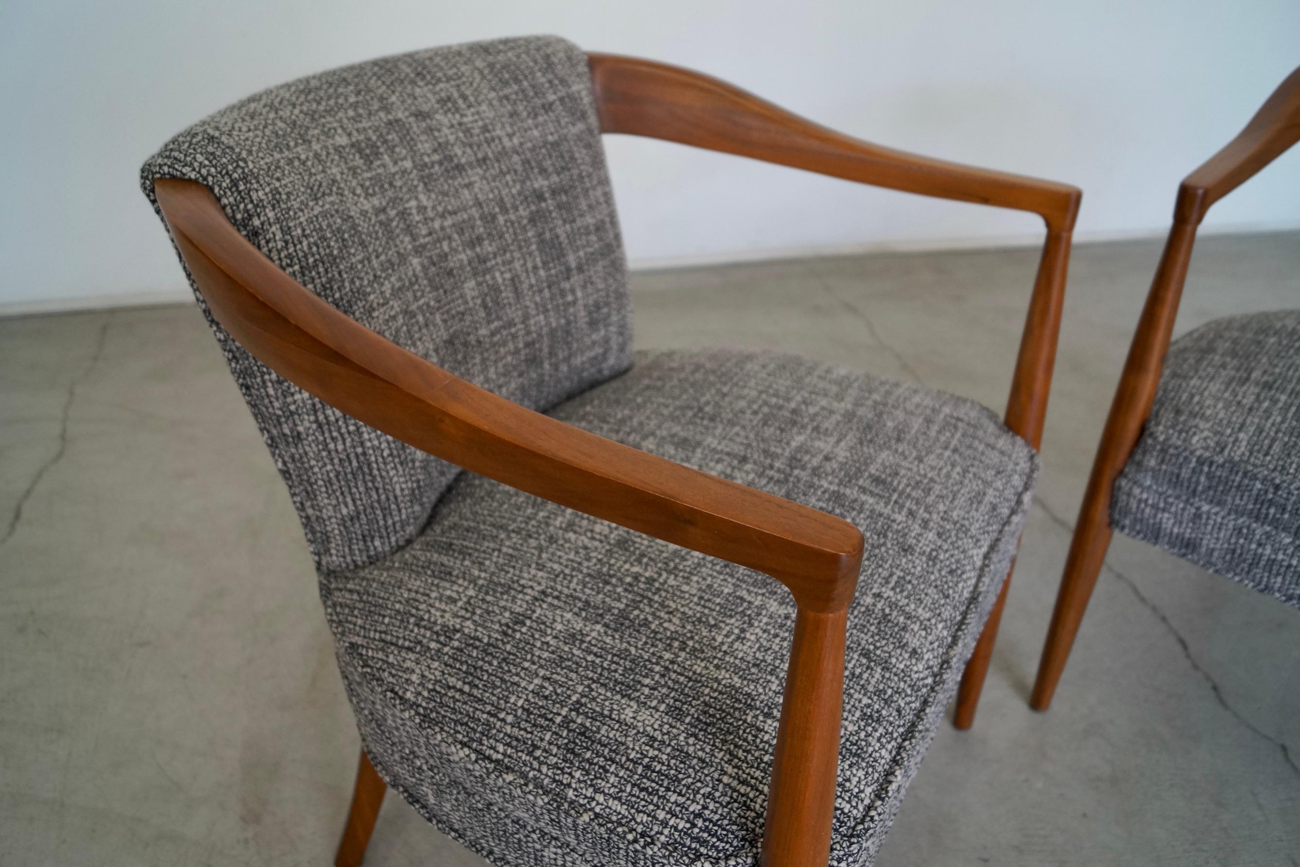 1950's Mid-Century Modern Walnut Armchairs, a Pair For Sale 7