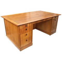 1950s Mid-Century Modern Walnut Executive Desk by Edward Wormley For Dunbar
