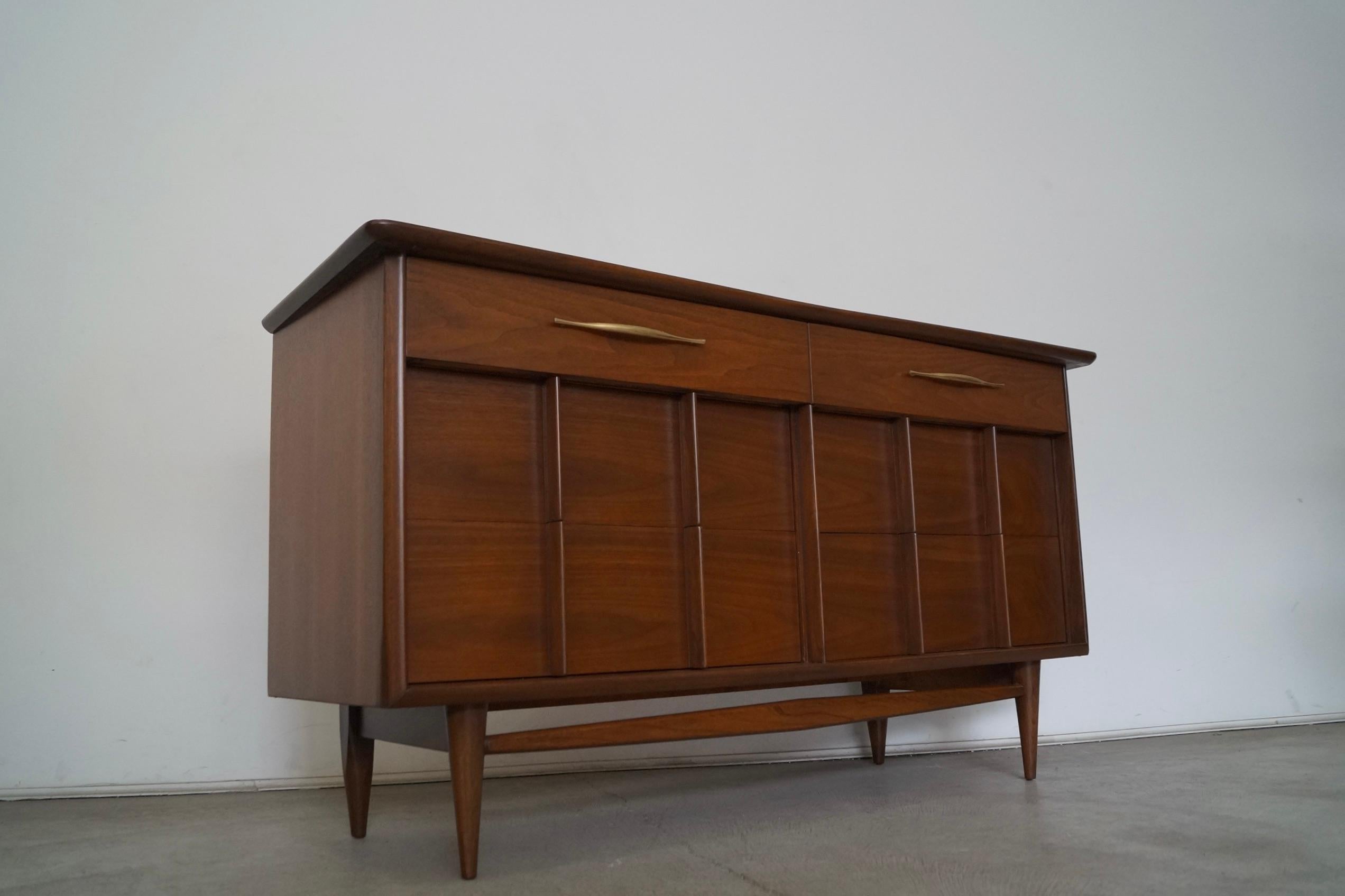 1950's Mid-Century Modern Walnut Kent Coffey Dresser 1