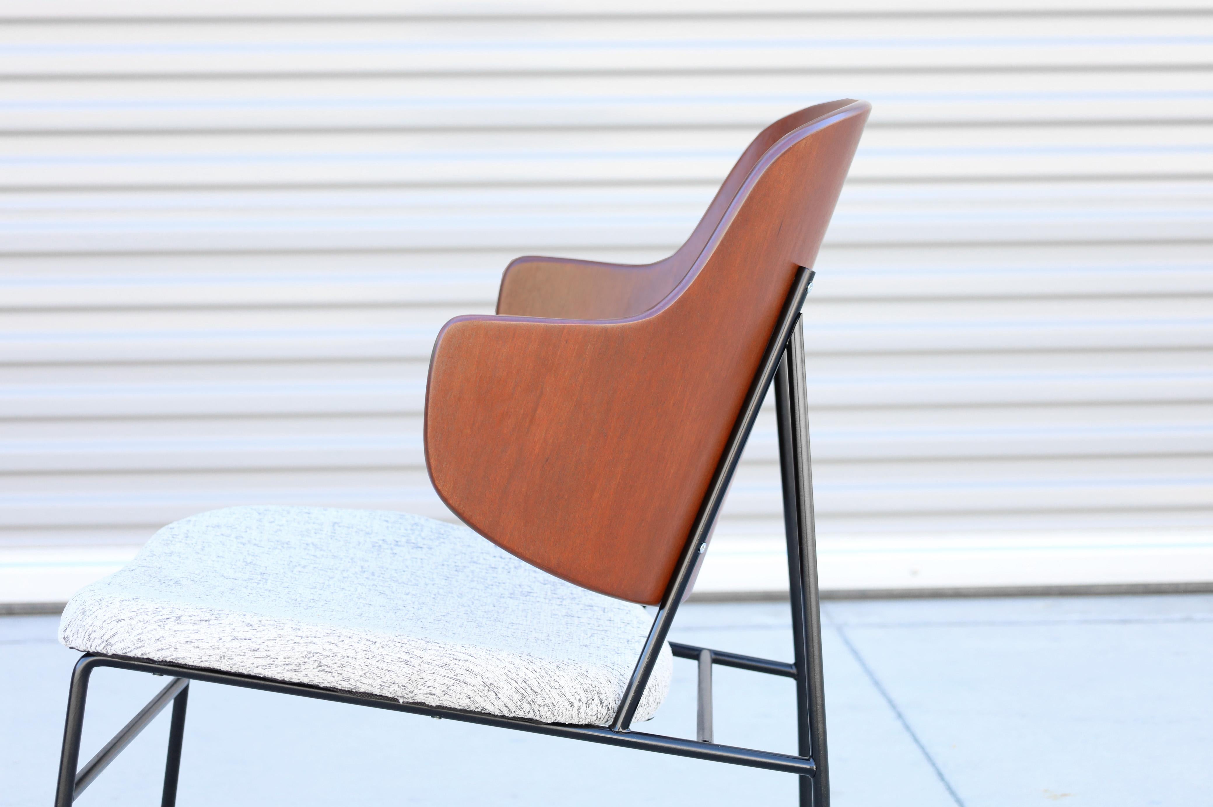 1950s Mid Century Penguin Chairs by Kofod Larsen for Selig- Set of 2 im Angebot 2