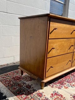 1950s Mid-Century Rock Maple Wood 6 Drawer Dresser
