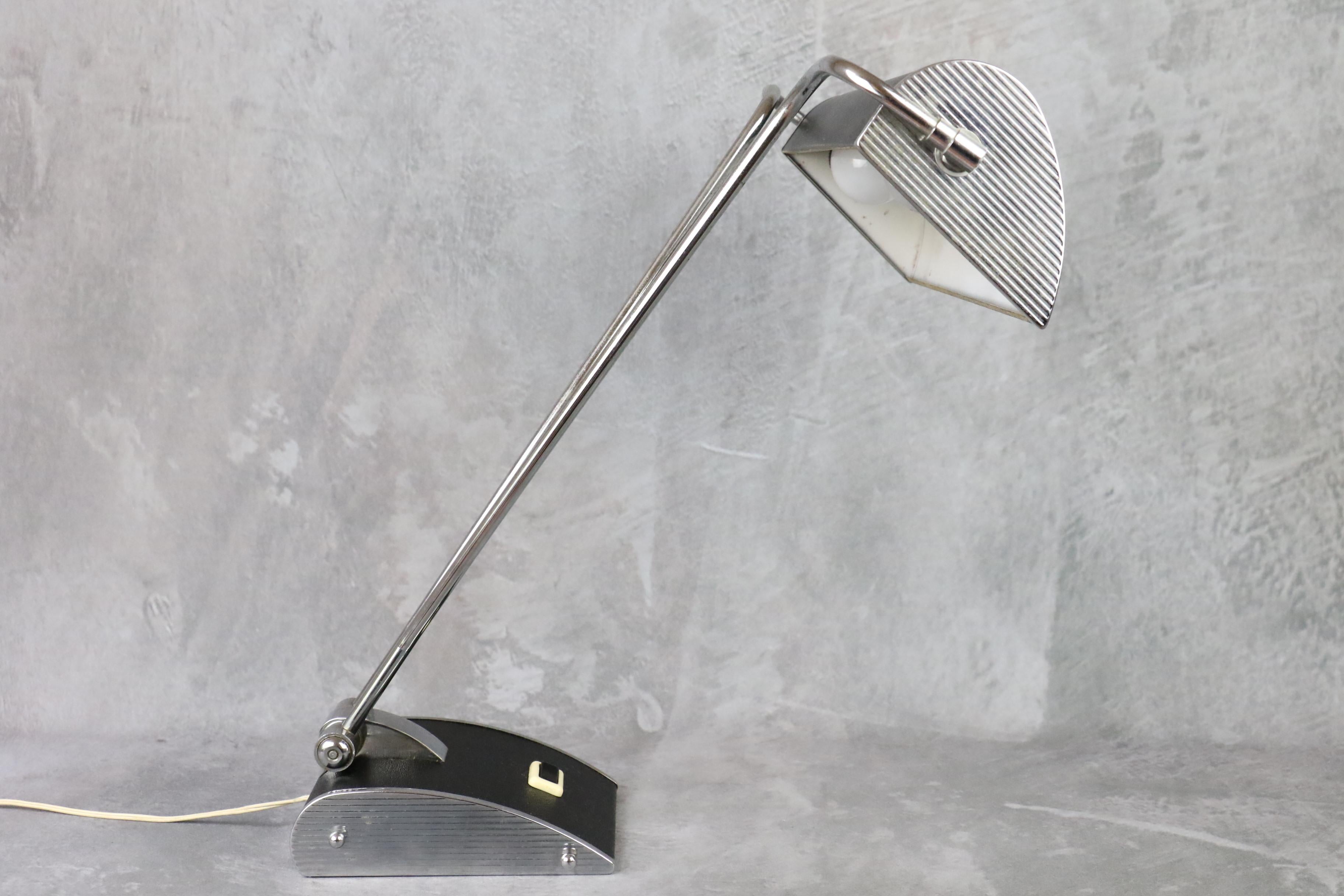 French 1950s Mid-century table lamp by Eileen Gray, JUMO, France. 