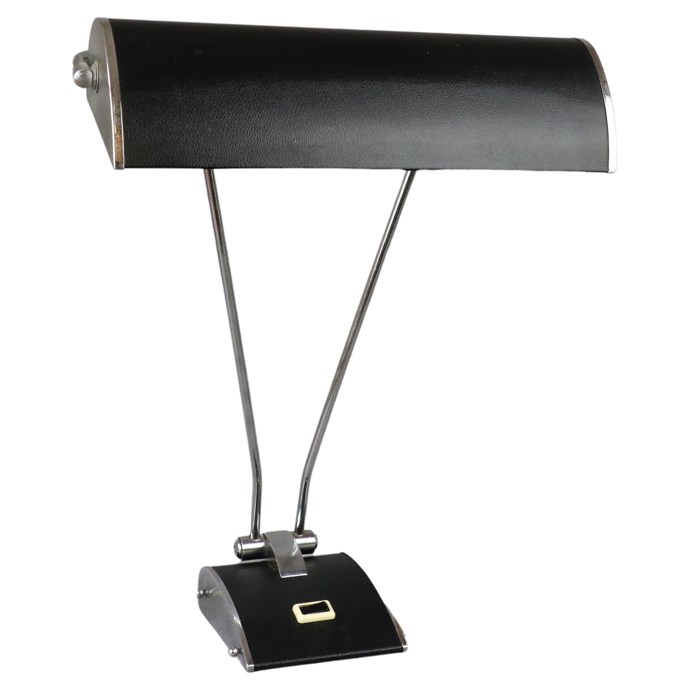 1950s Mid-century table lamp by Eileen Gray, JUMO, France. 