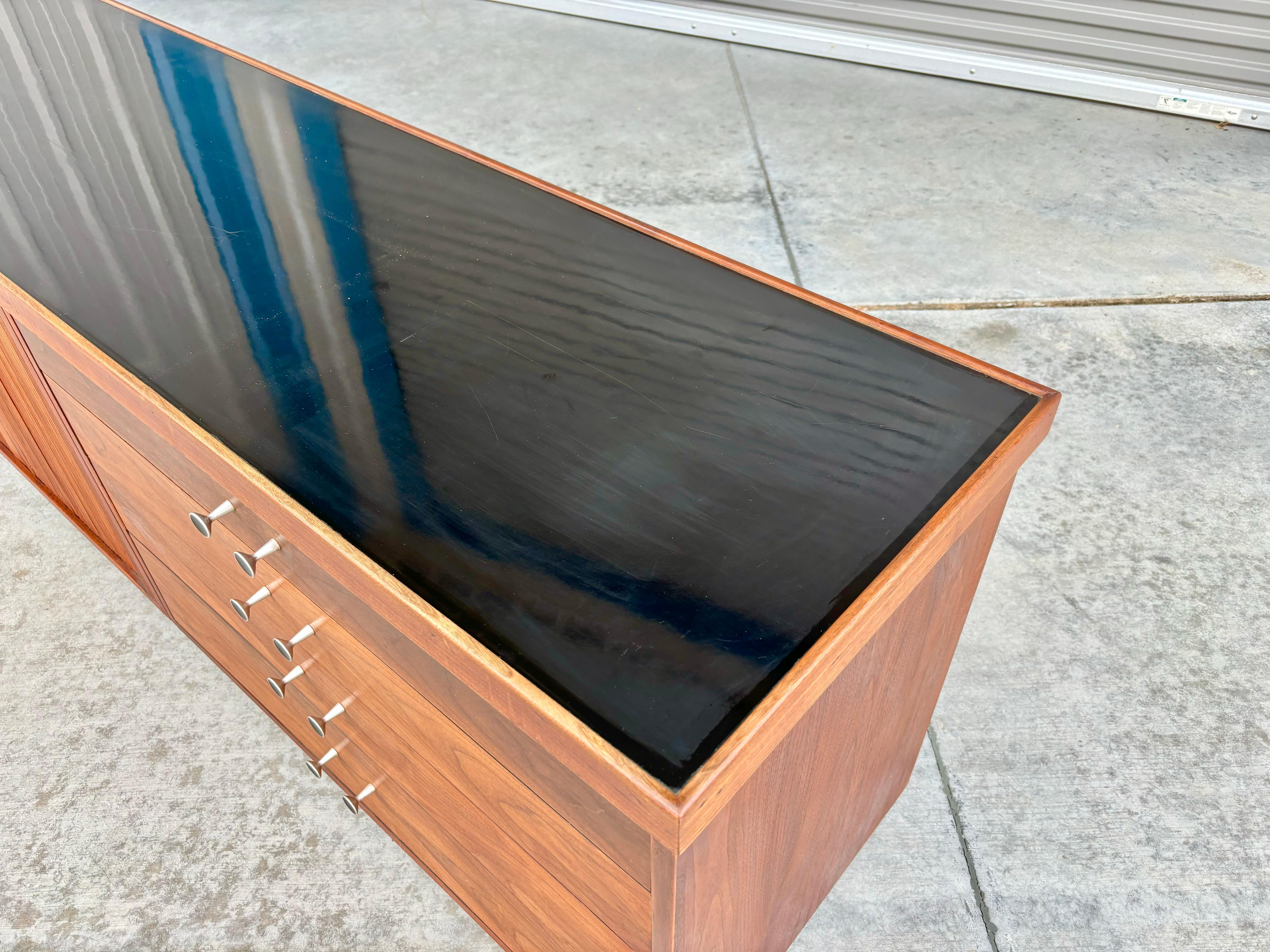 1950s Mid Century Tambour Door Credenza by Glenn of California 5