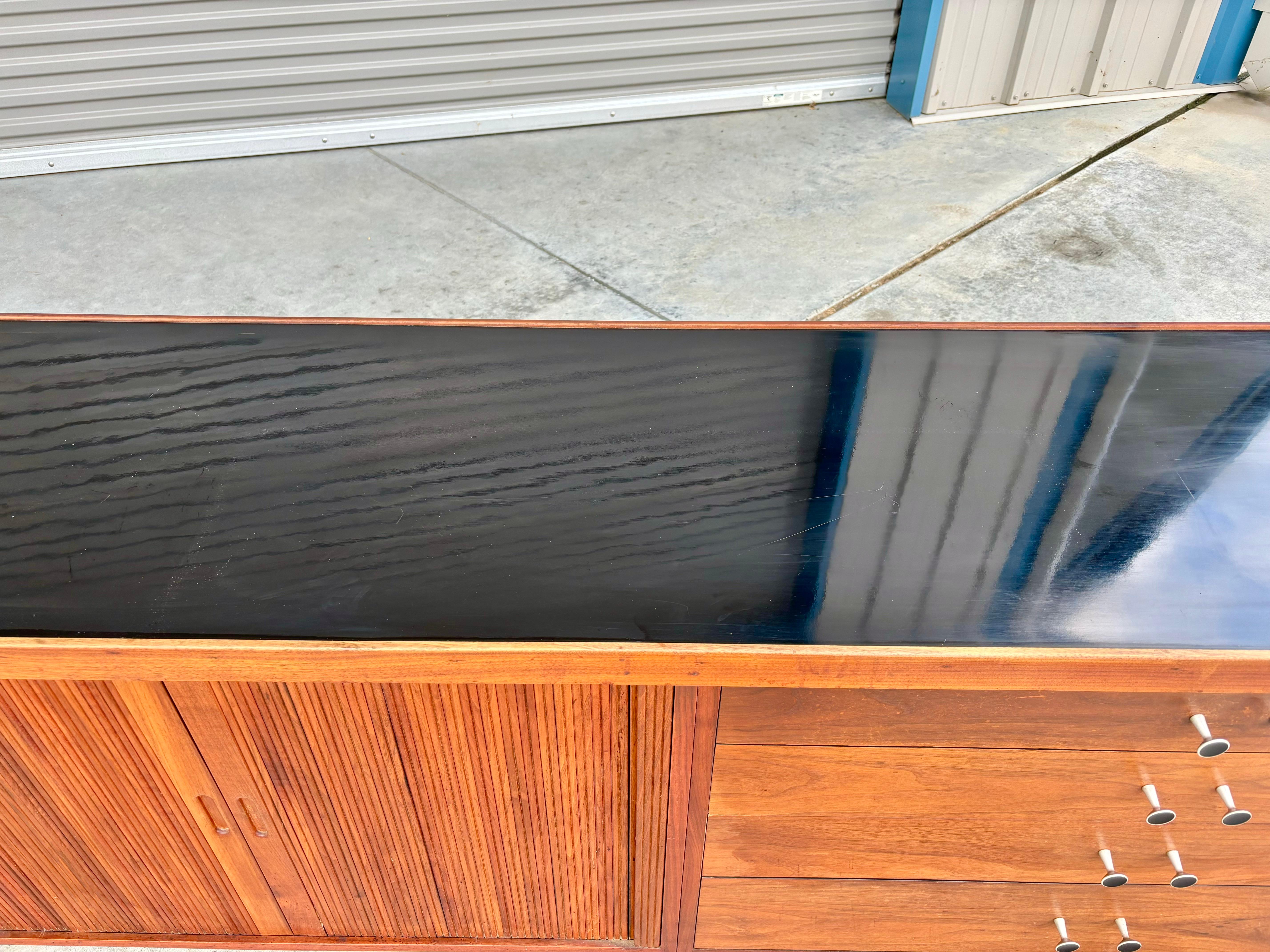 1950s Mid Century Tambour Door Credenza by Glenn of California For Sale 6