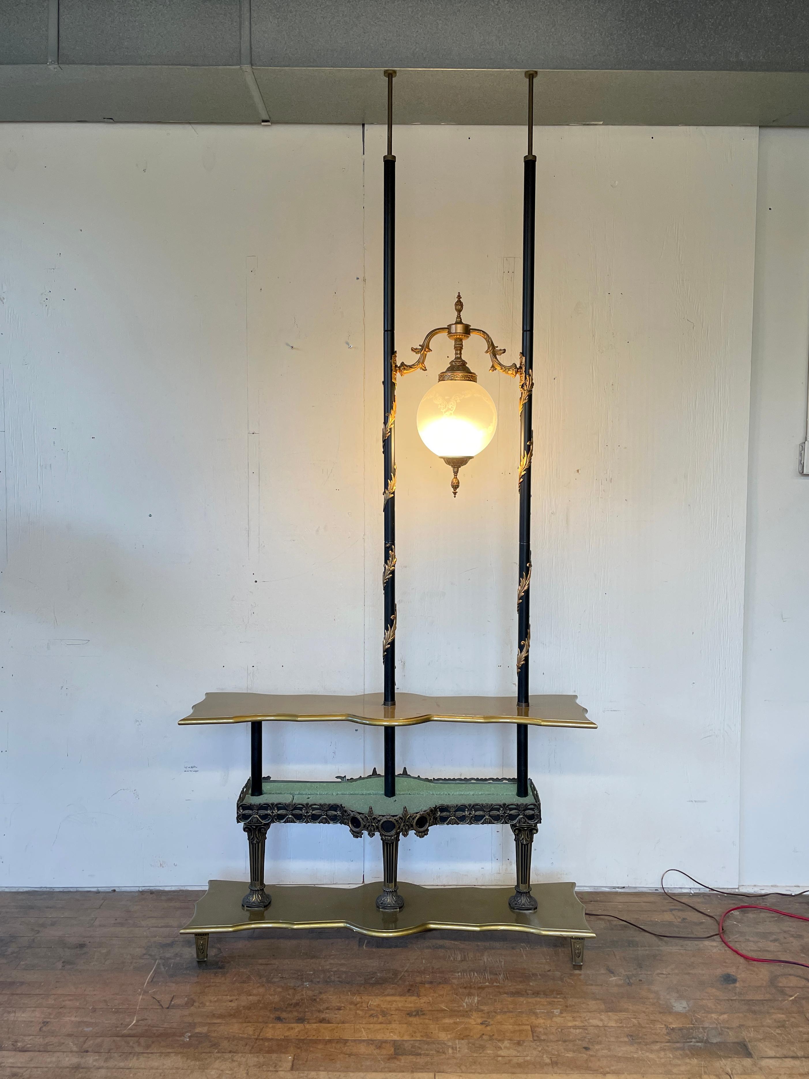 1950s Midcentury Tension Pole Entryway Table with Lamp In Good Condition In Media, PA
