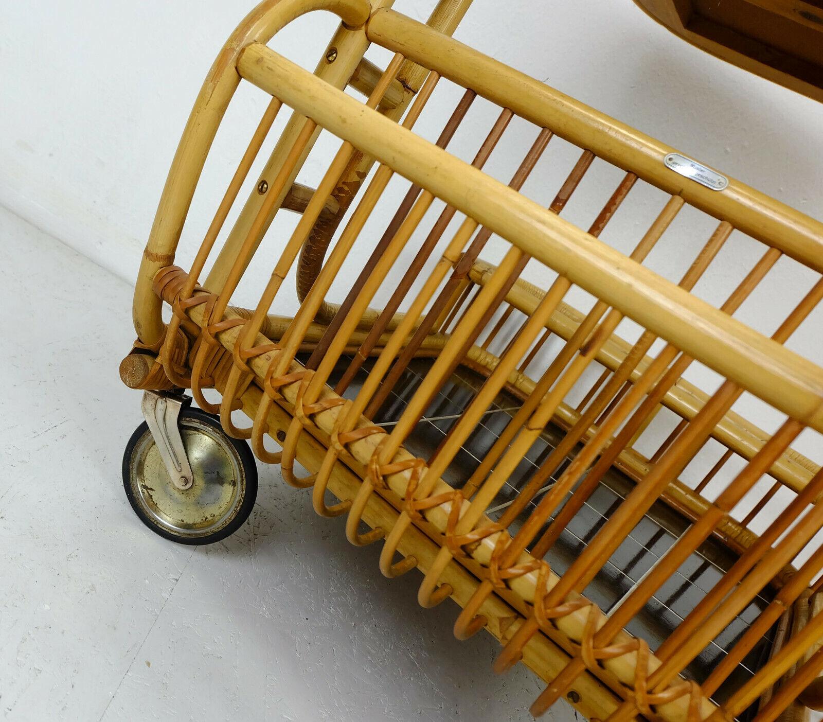 Milieu du XXe siècle 1950s Midcentury Trolley Bamboo Serving Cart en vente