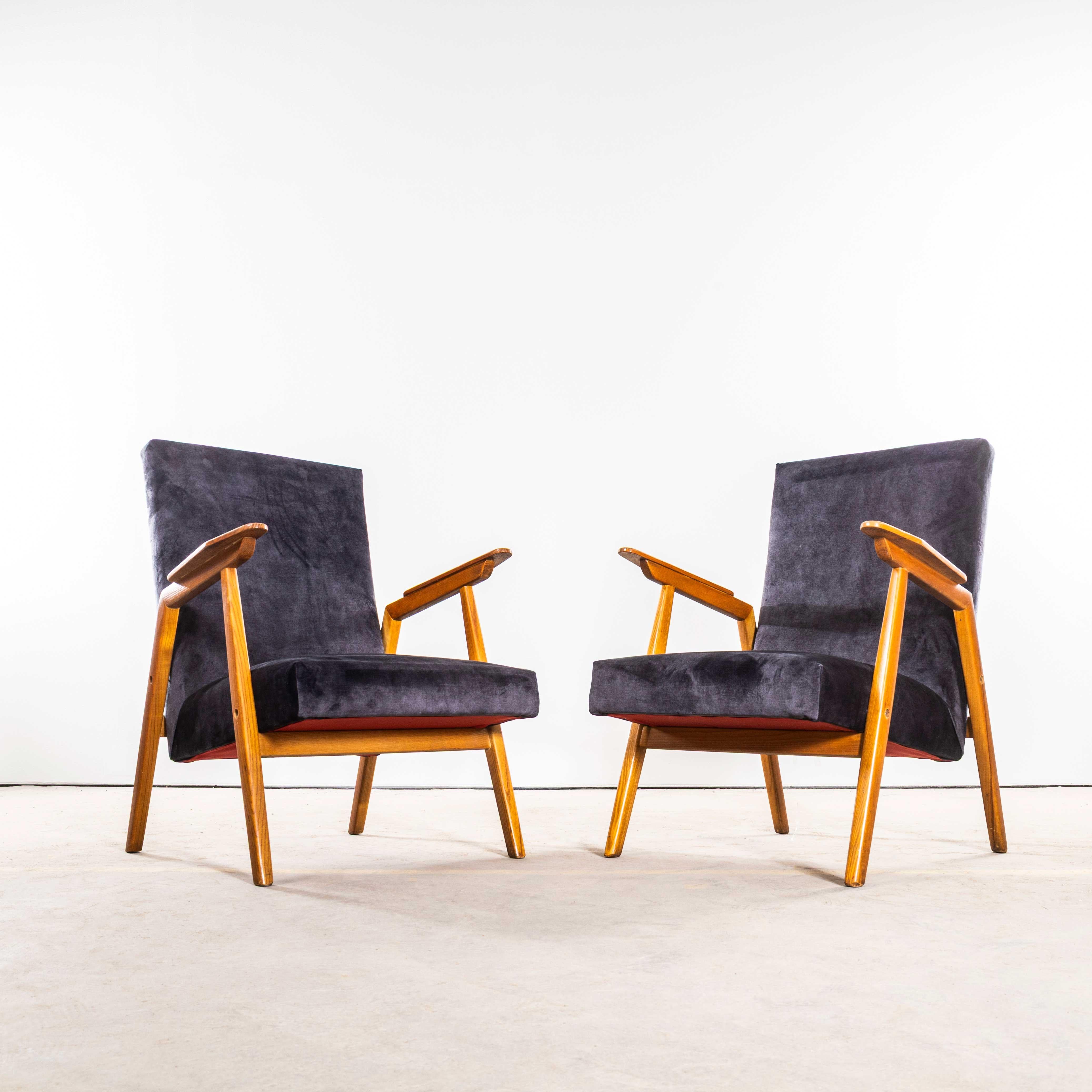 Sillones Grises Tapizados Años 50 Con Brazos Rectos y Tapas Superiores en Bueno estado para la venta en Hook, Hampshire