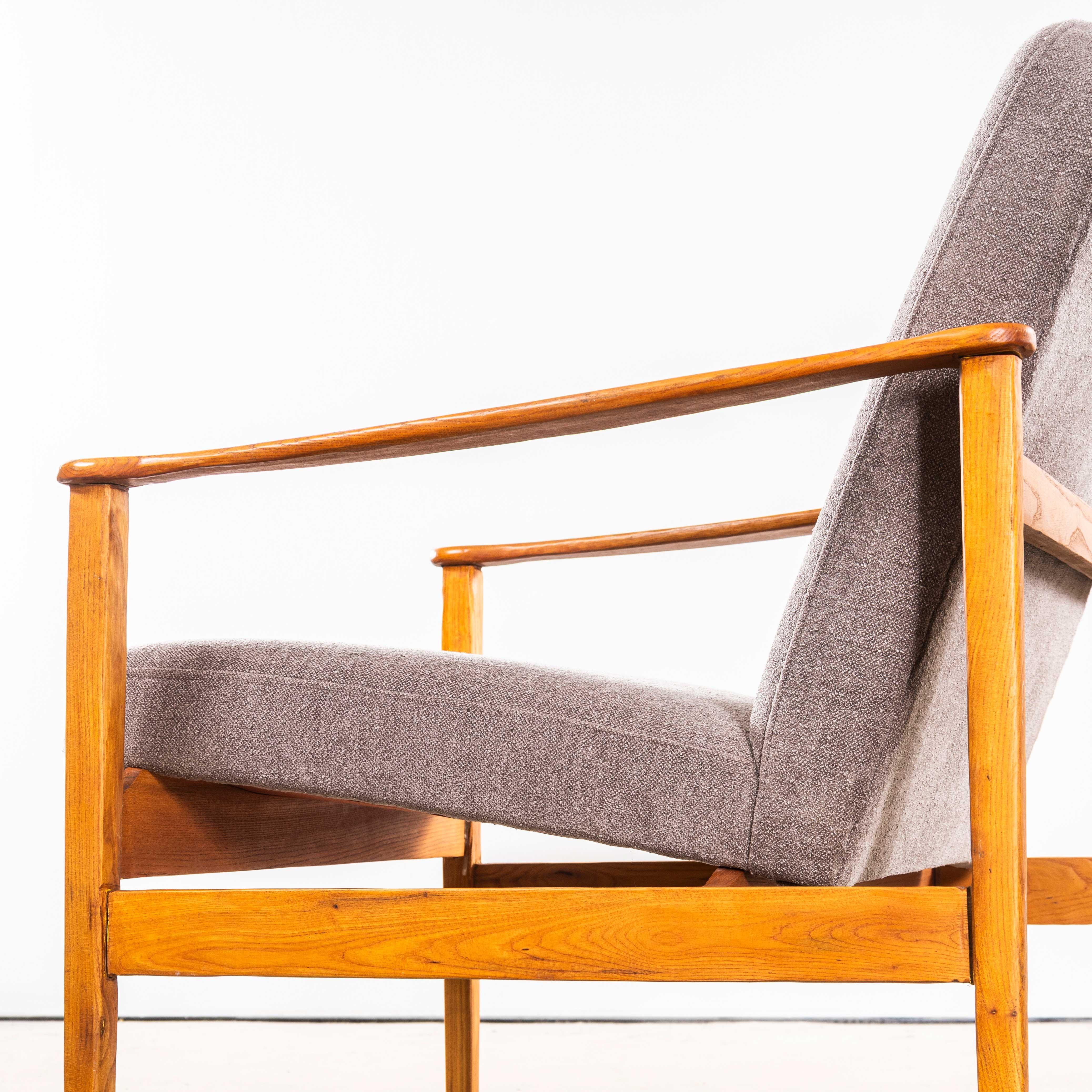 Scandinave Fauteuils en coton brossé gris des années 50 avec accoudoirs droits en vente