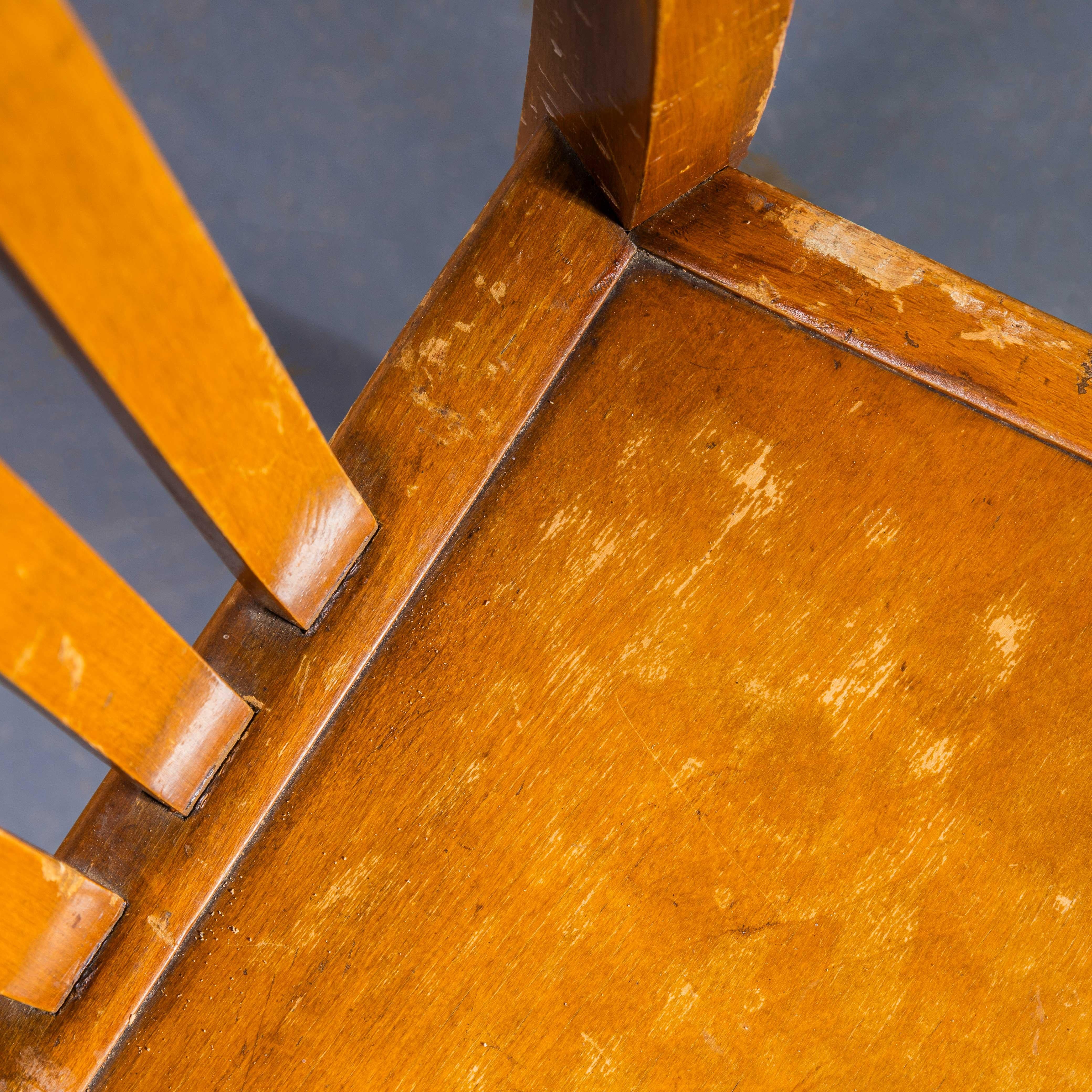 1950's Mid Oak Stella Dining Chairs With Flat Angular Seat - Set Of Eleven im Angebot 3