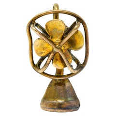 1950s Midcentury 10 Karat Yellow Gold Articulated Fan Charm