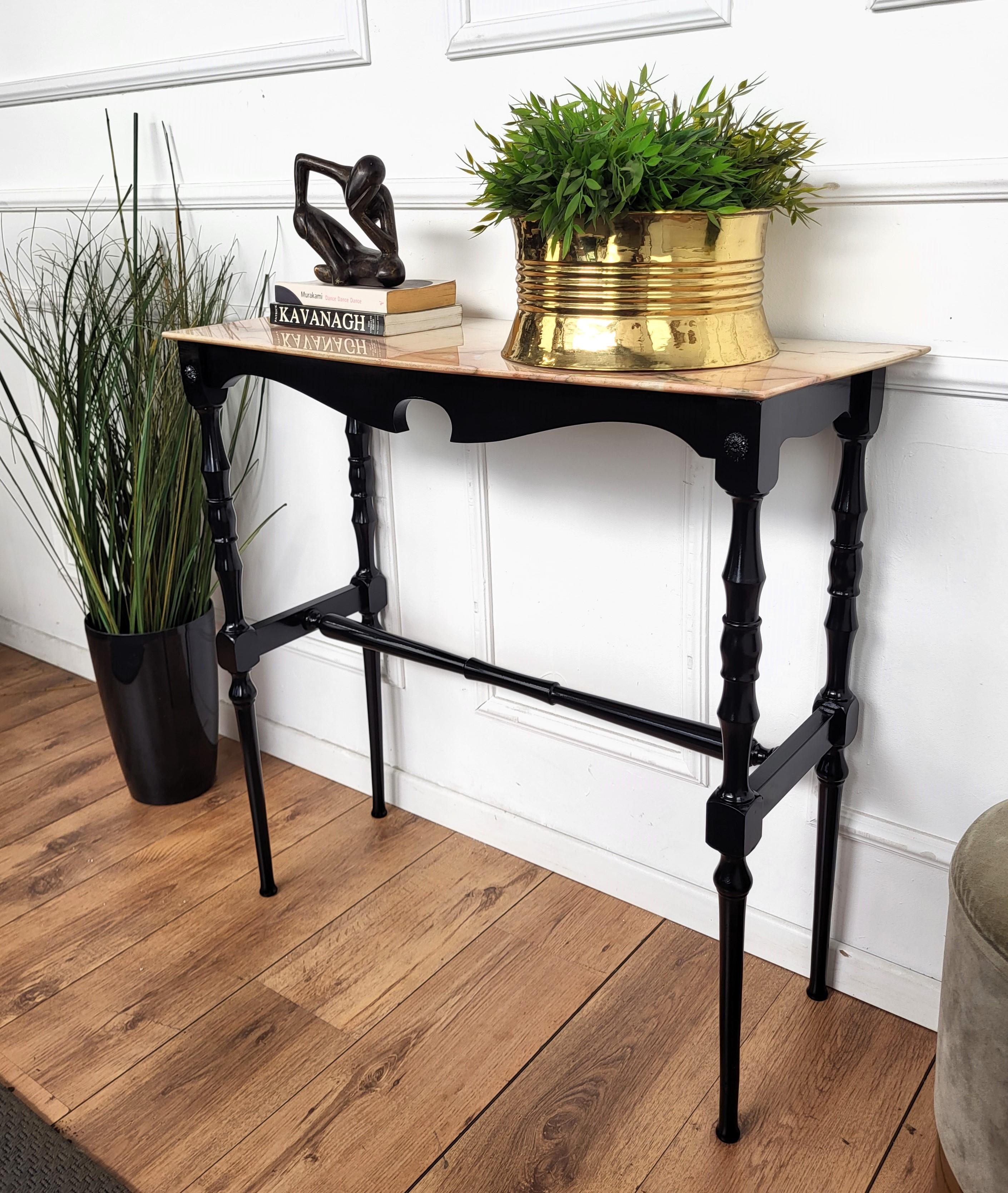 italien 1950s Midcentury Italian Black Wood Brass Wall Console Table with Marble Top en vente