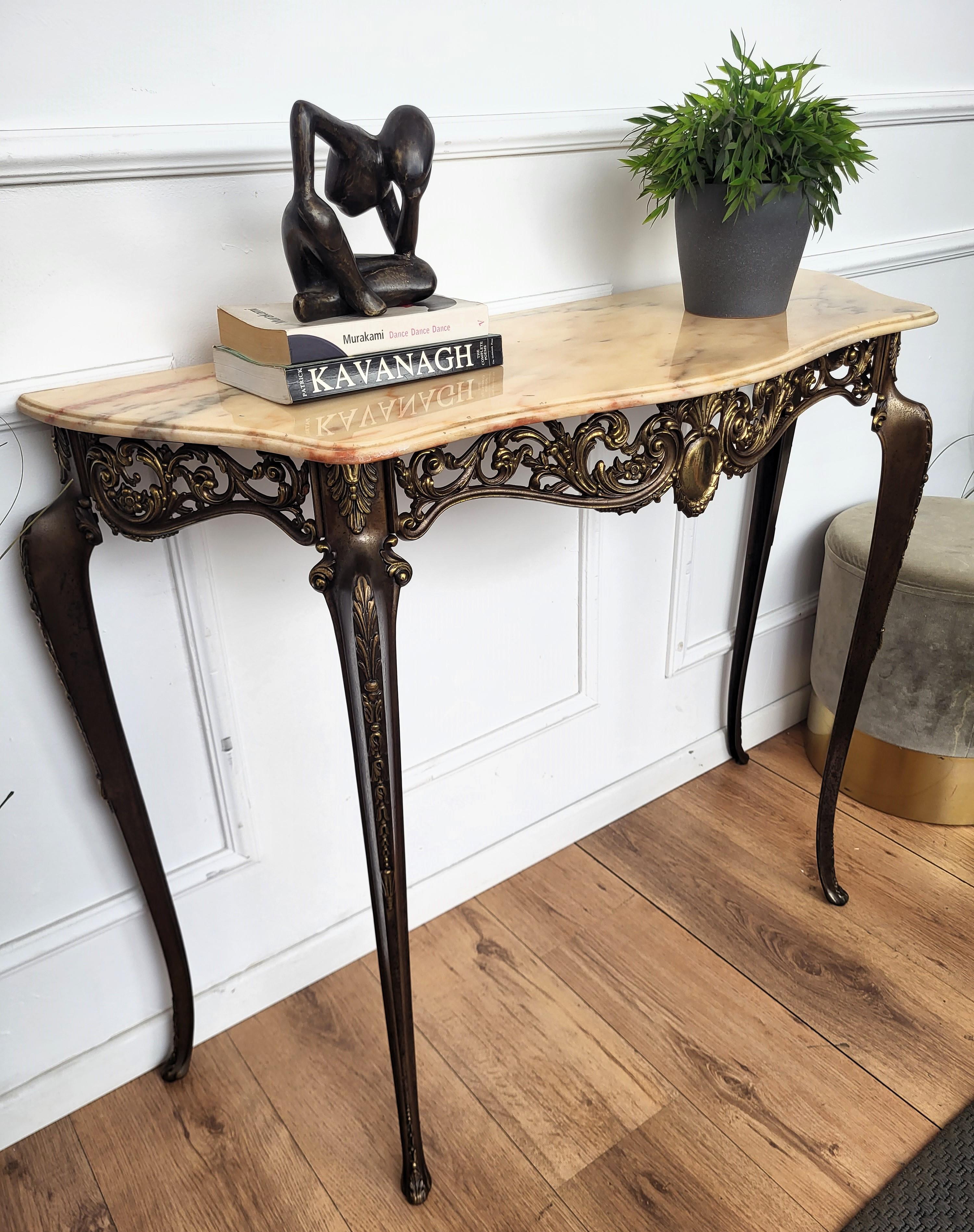 1950s Midcentury Italian Brass Demilune Console Table with Marble Top In Good Condition In Carimate, Como