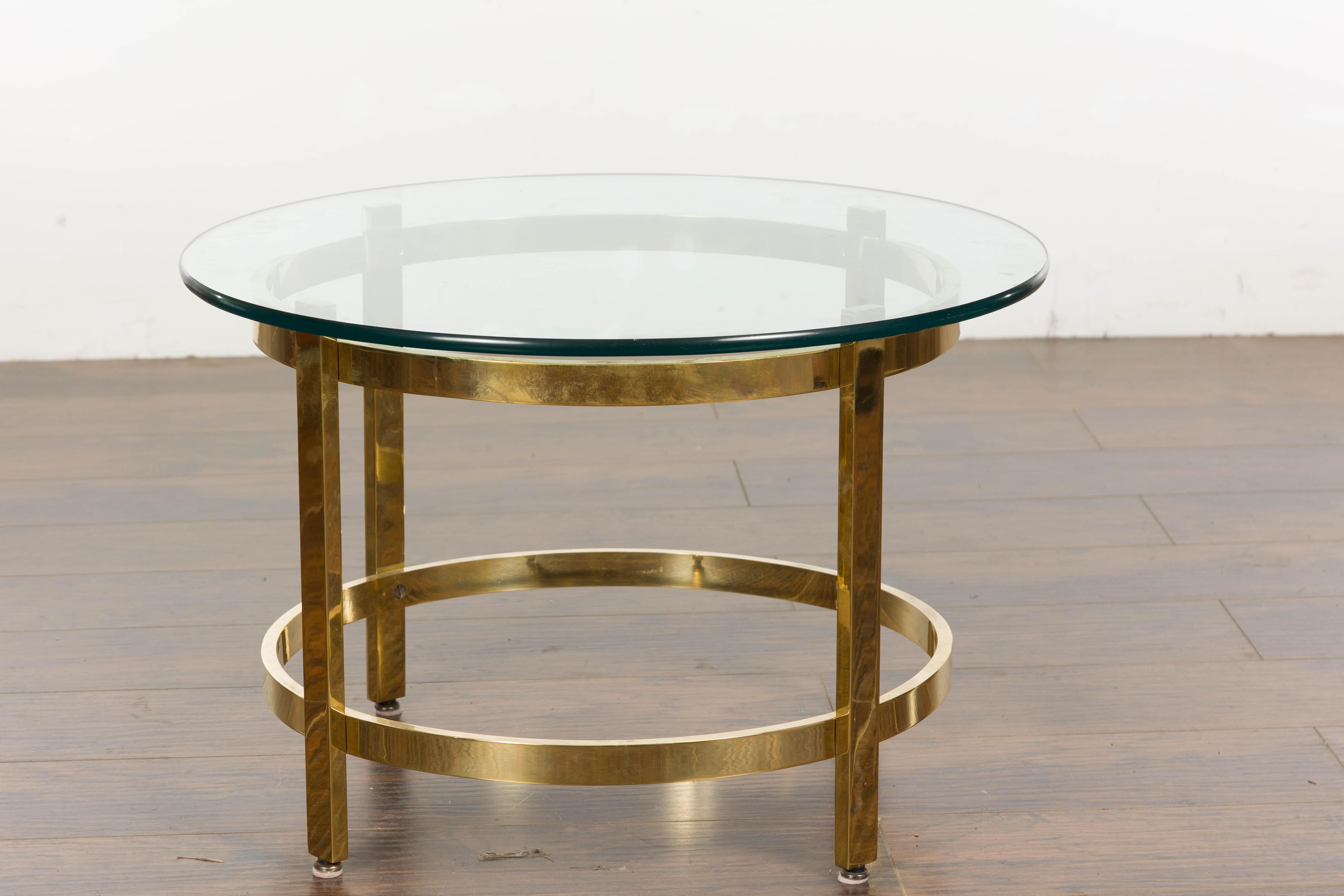 1950s Midcentury Italian Brass Side Table with Round Glass Top For Sale 4