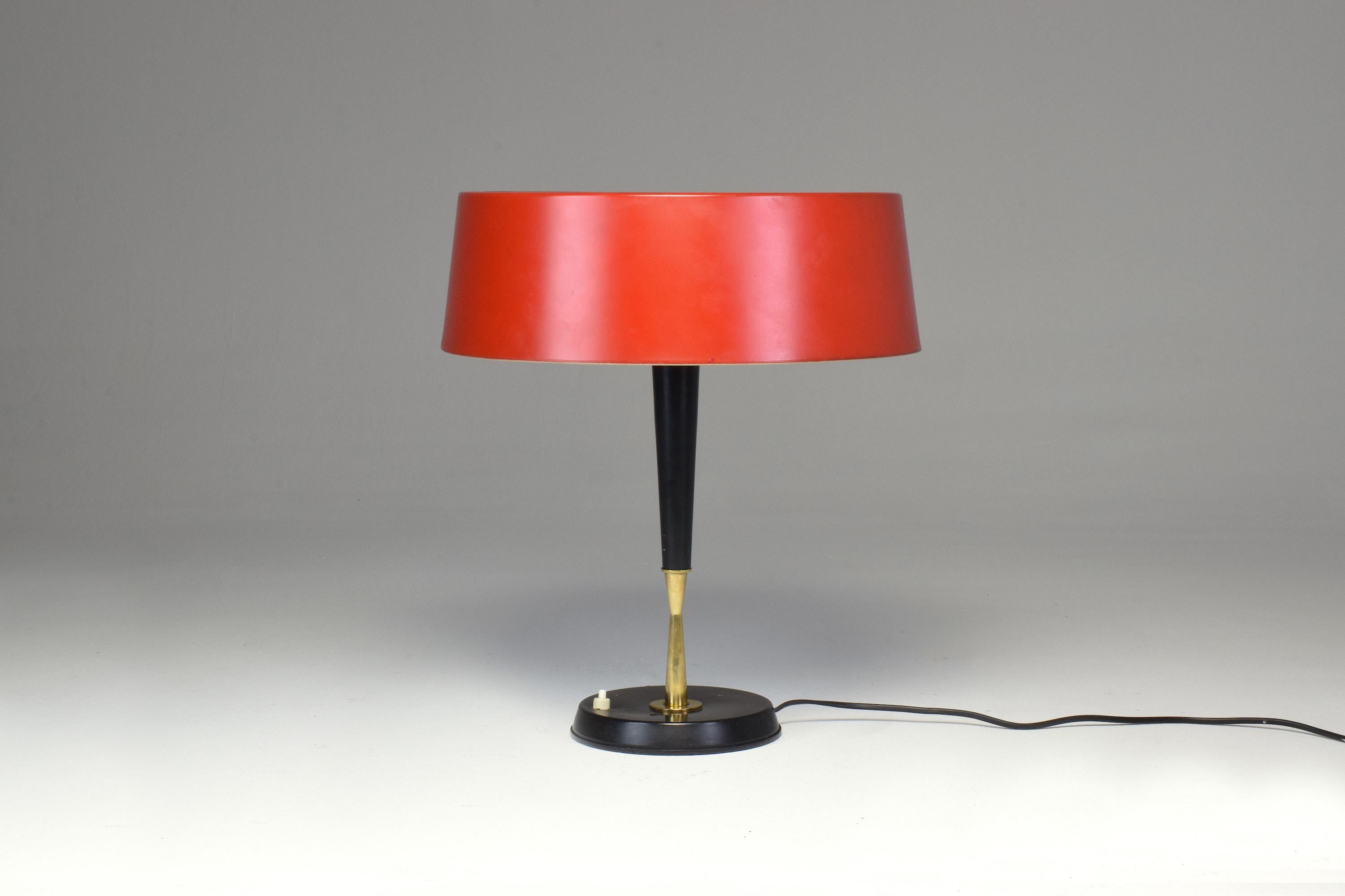 1950s Mid-Century Modern Italian Oscar Torlasco Brass Table Lamp In Good Condition In Paris, FR