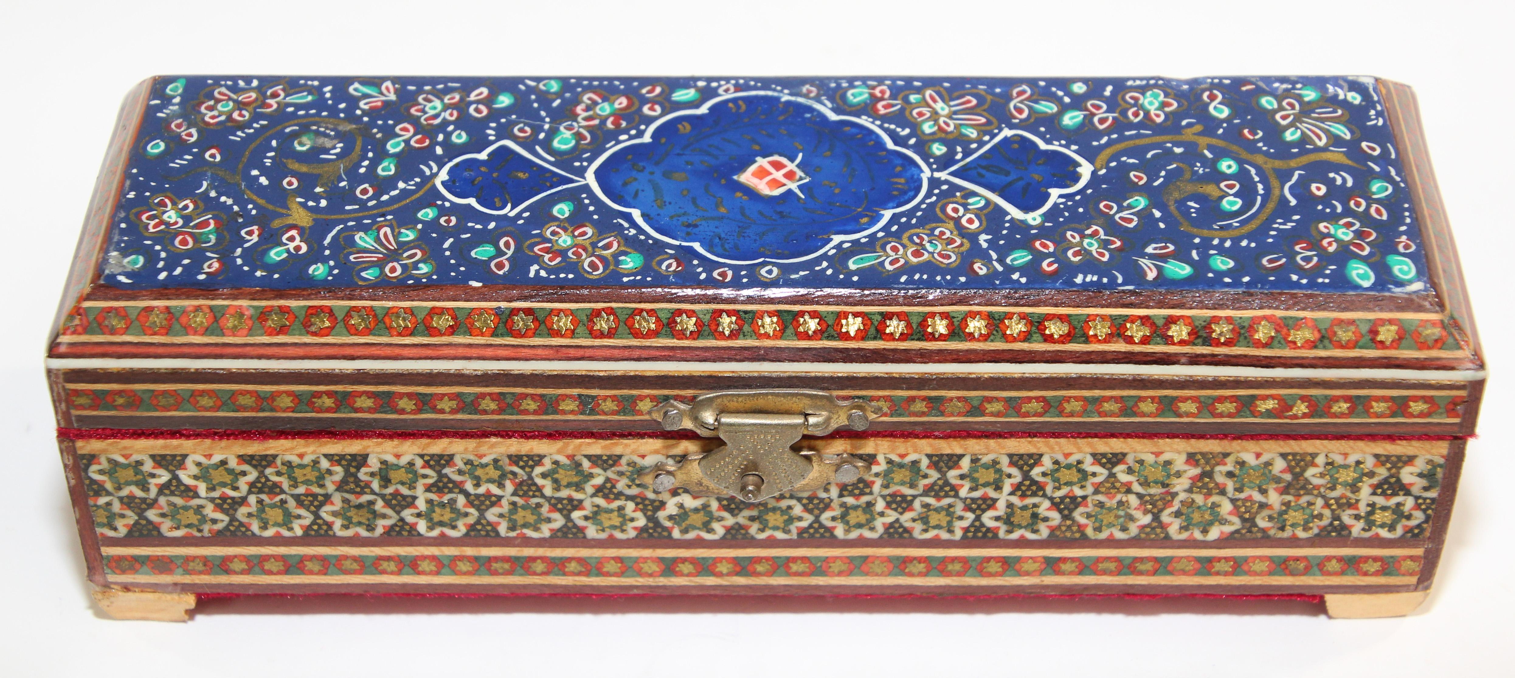 20th Century 1950s Middle Eastern Moorish Inlaid Jewelry Trinket Mosaic Box