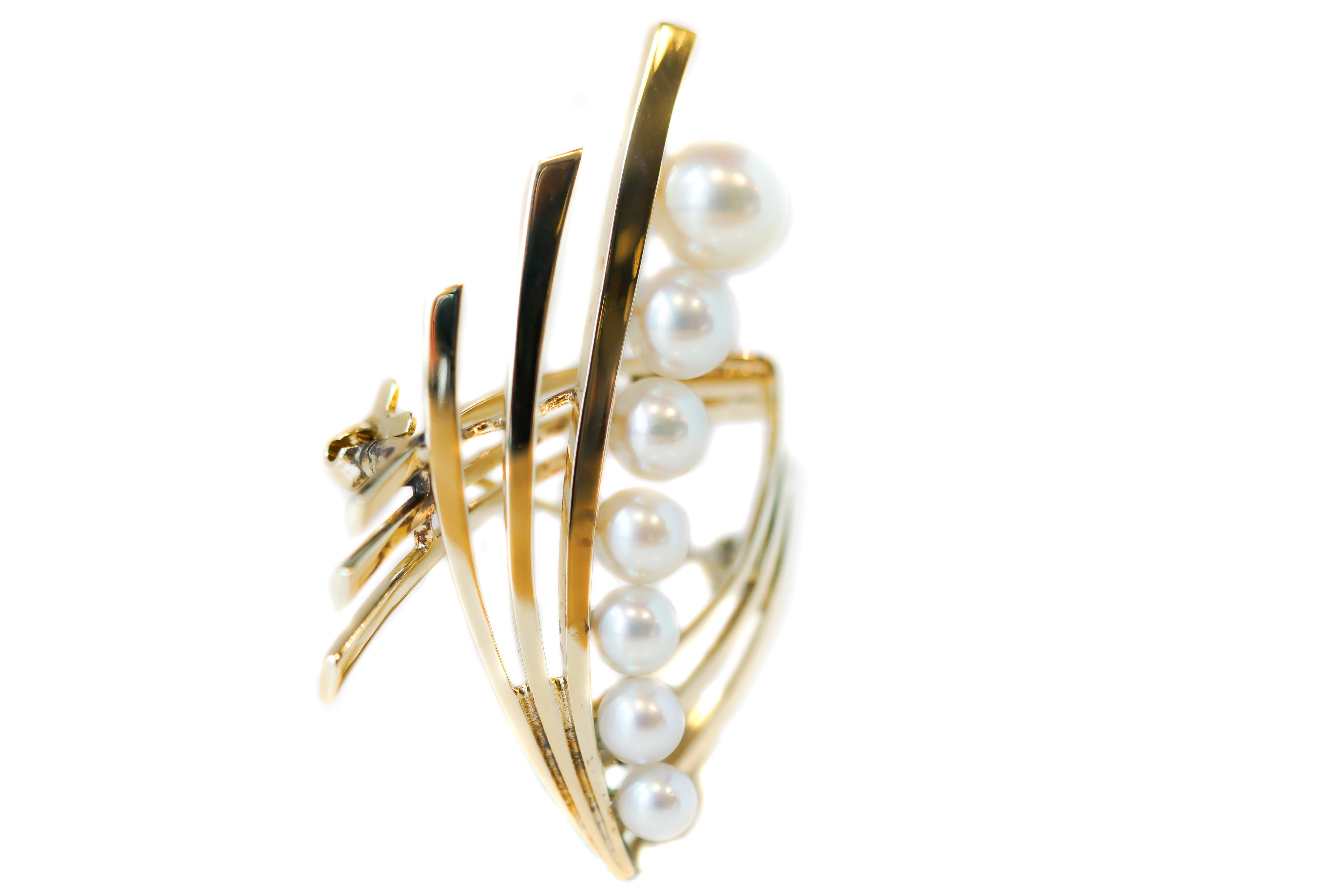 gold pearl brooch