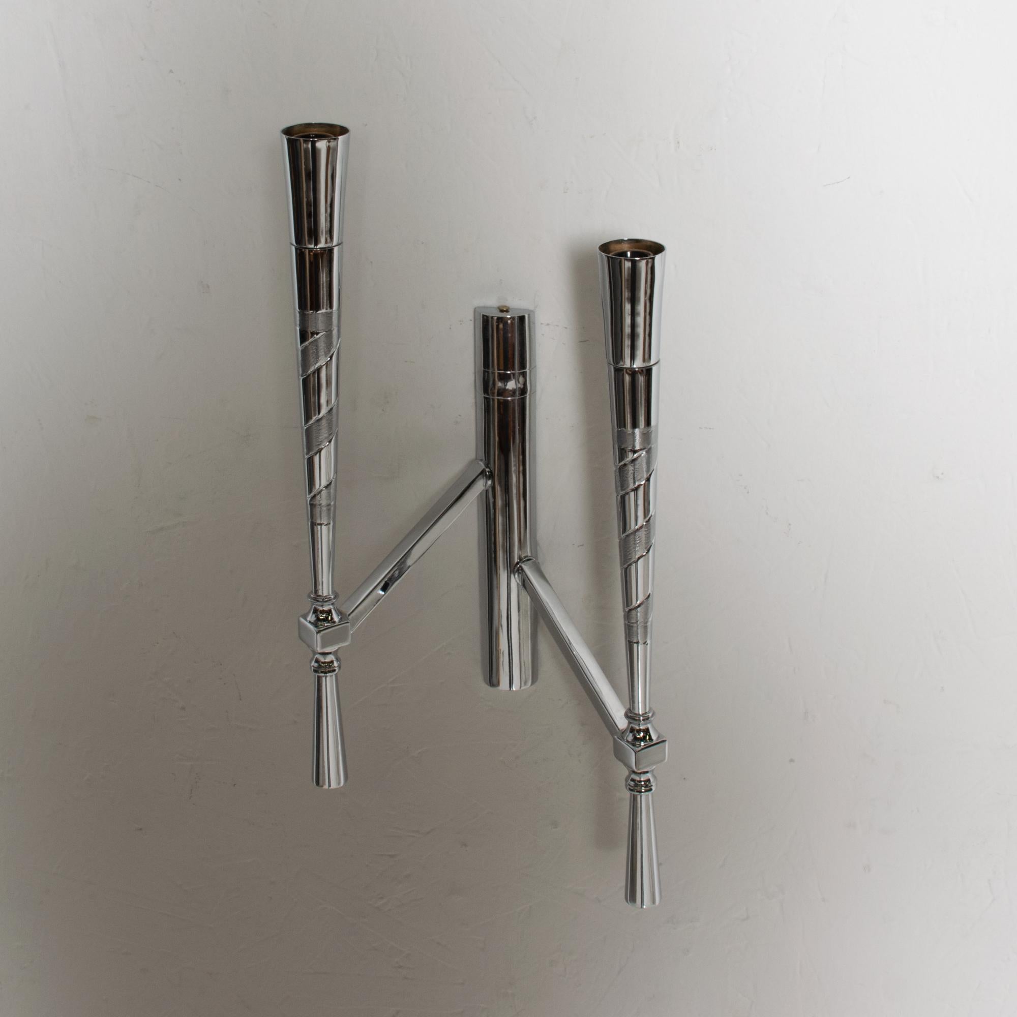1950s Spiral Chrome Three Wall Sconces Guglielmo Ulrich Milan Italy For Sale 2
