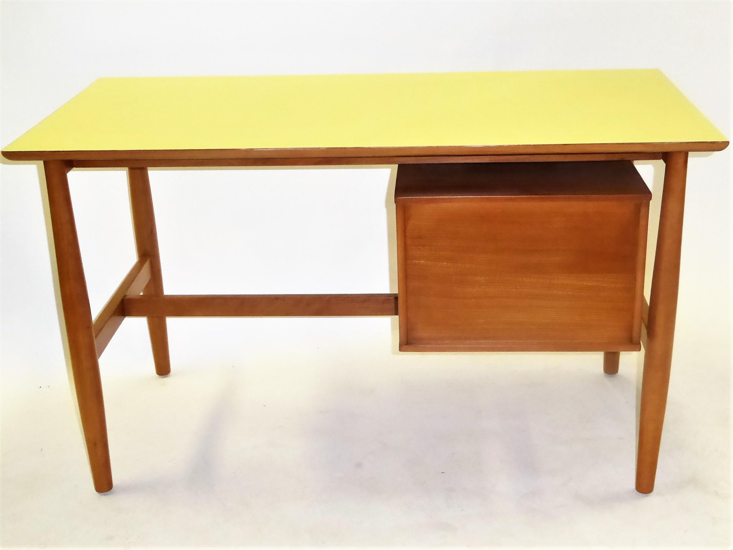 Mid-Century Modern 1950s Milo Baughman for Drexel Blond Floating Top Desk