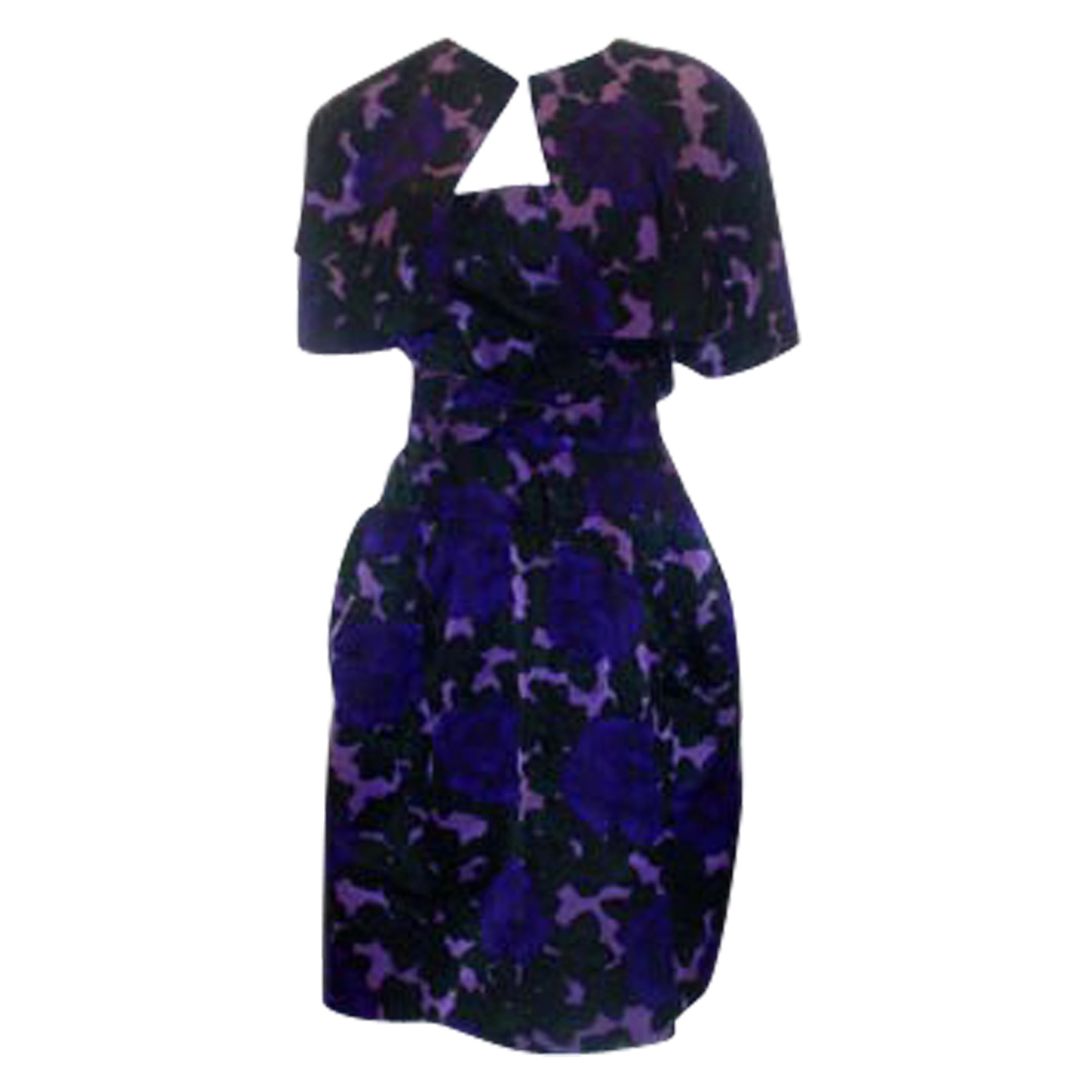 1950's MINGOLINI GUGGENHEIM Purple & Black Floral Print Silk Dress Set size 2-4 For Sale