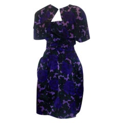 MINGOLINI GUGGENHEIM - Ensemble robe en soie à imprimé floral violet et noir des années 1950, taille 2-4