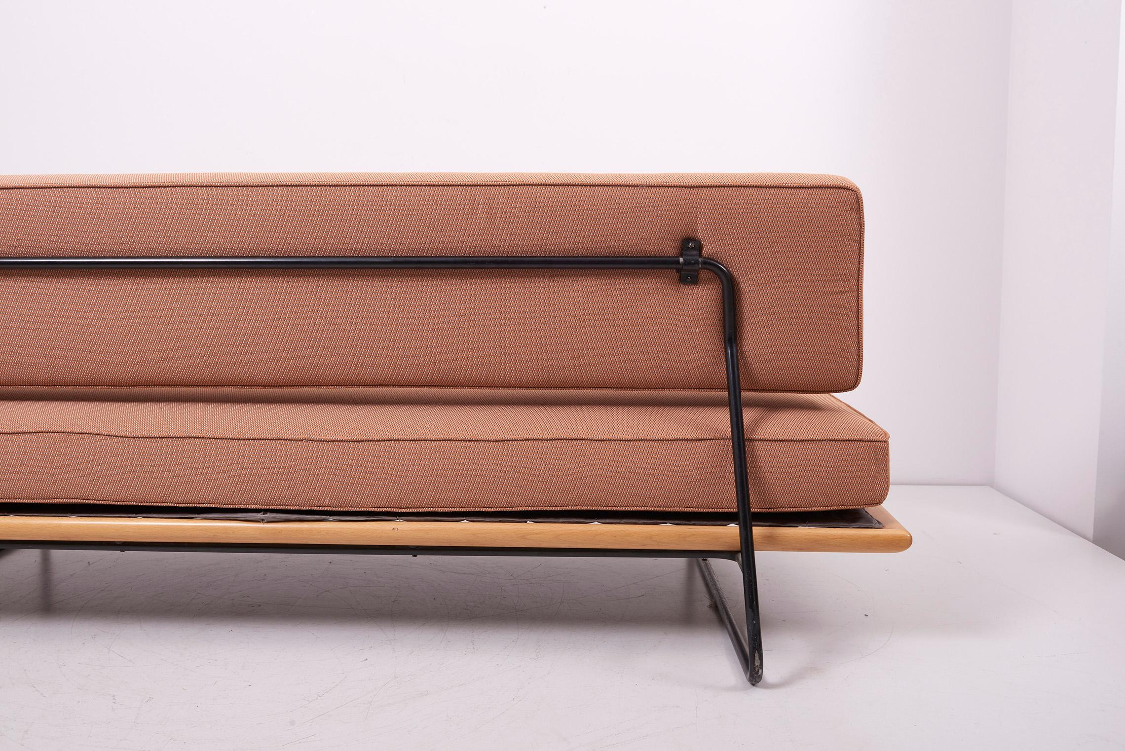 1950s Minimalist Daybed Rolf Grunow for Knoll, Beechwood & Metal, New Upholstery 1