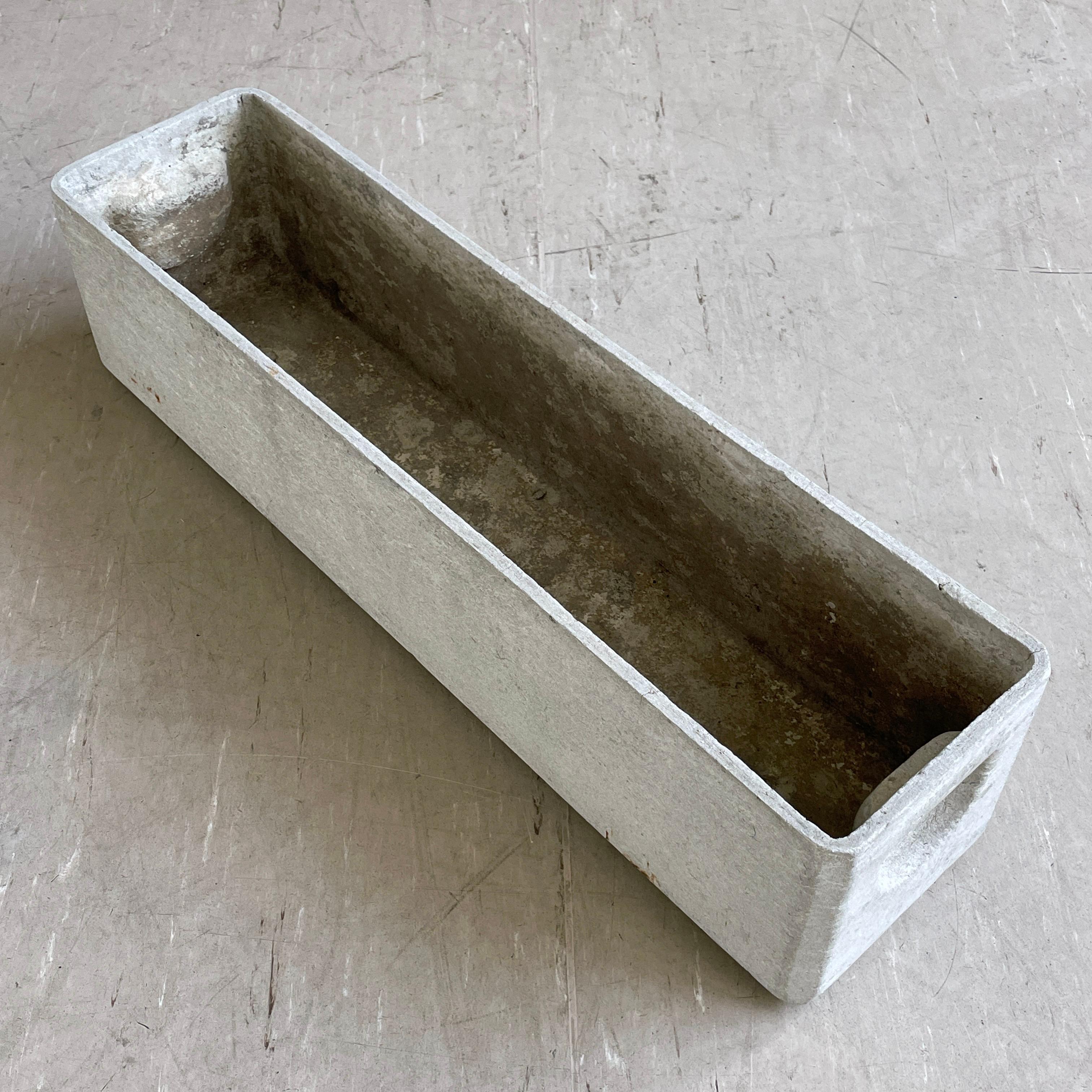 Mid-20th Century 1950's minimalist planter by Swiss designer, Willy Guhl for Eternit AG - No. 1