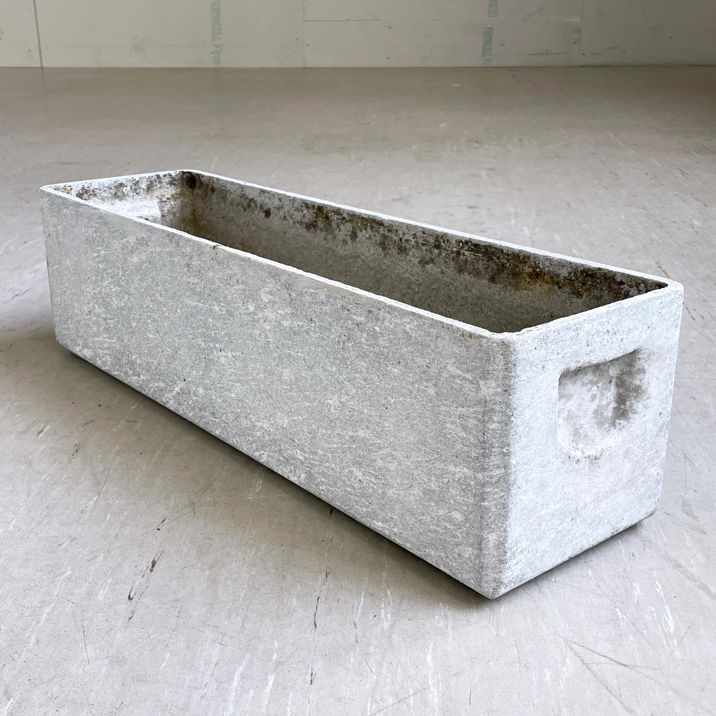 1950's minimalist planter by Swiss designer, Willy Guhl for Eternit AG - No. 2 For Sale 1